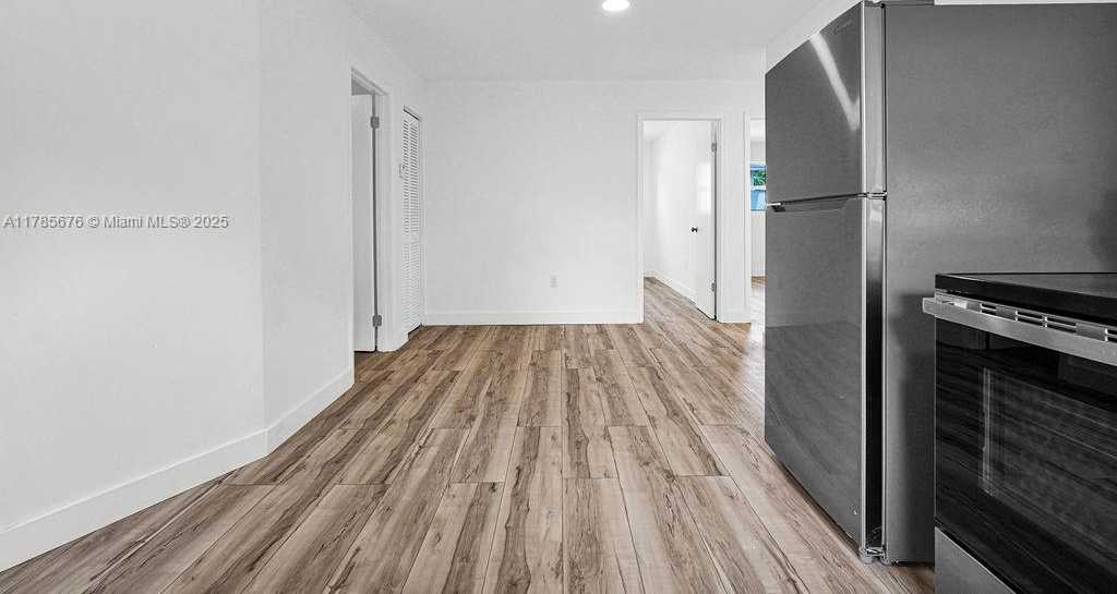 Imagen de Pequeño Objeto