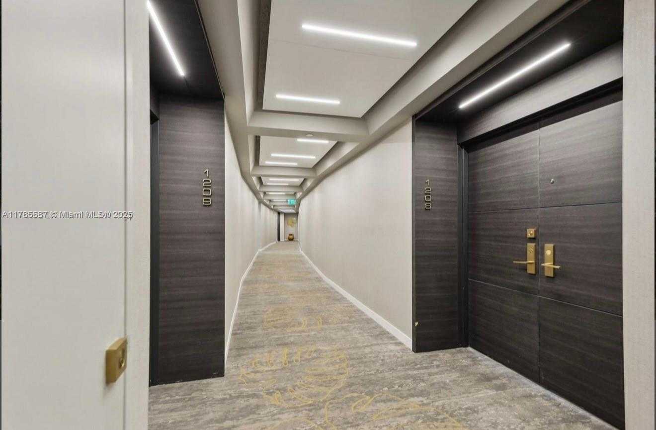 Small Image of 9 ISLAND AVE #2306, Miami Beach Number 7
