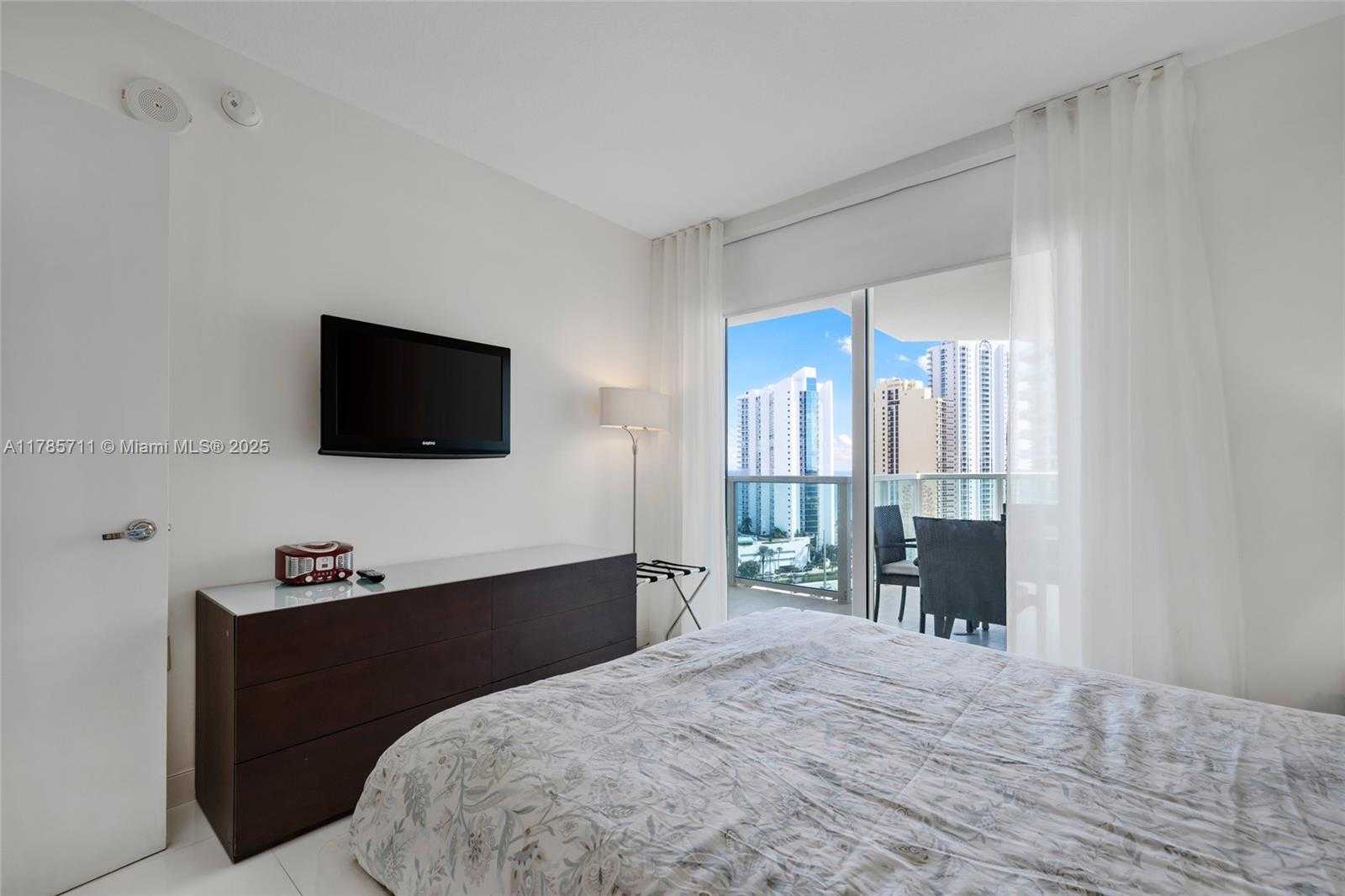 Small Image of 200 SUNNY ISLES BLVD #2-1705, Sunny Isles Beach Number 31