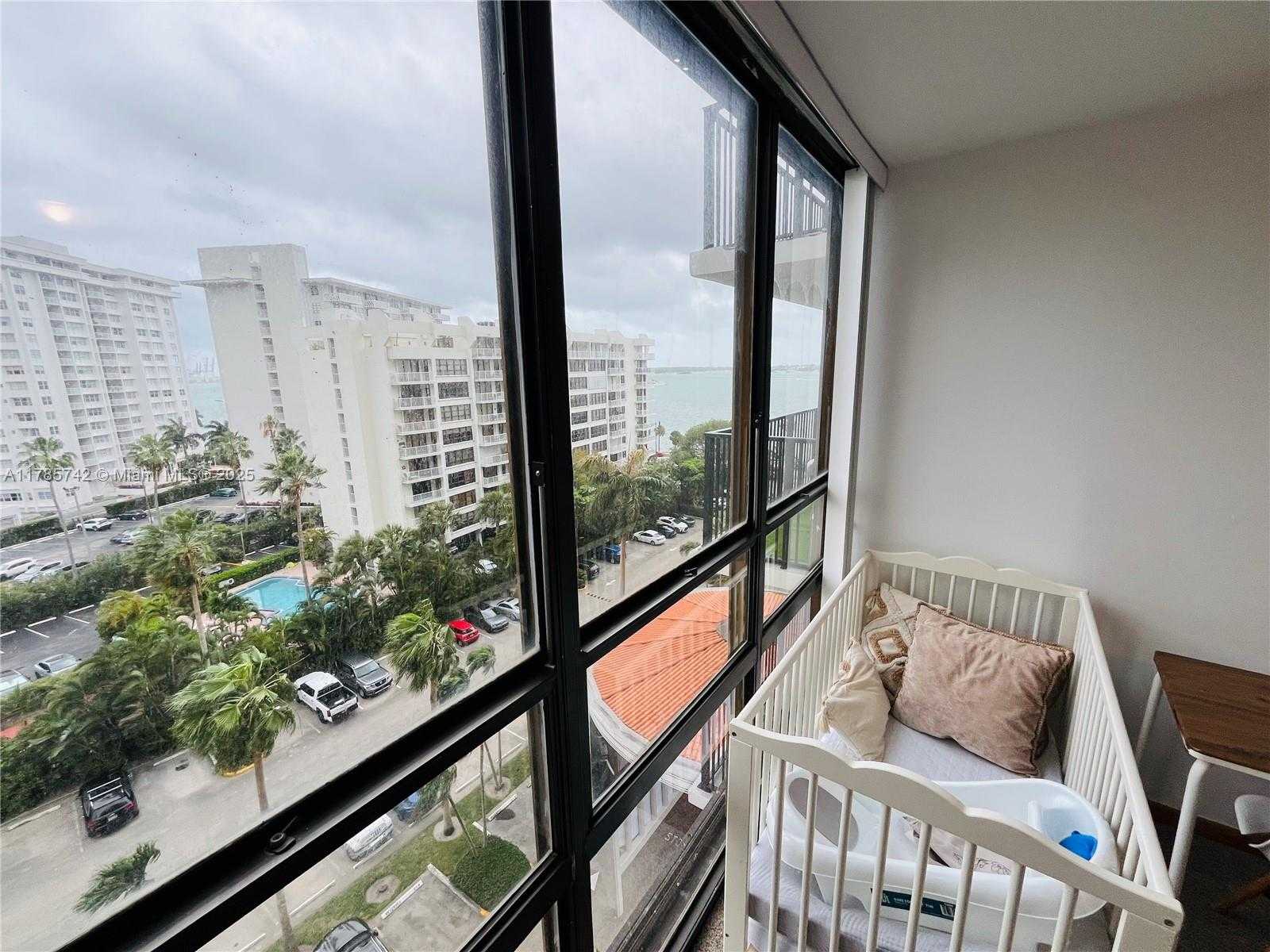 Small Image of 1450 BRICKELL BAY DR #811, Miami Number 17