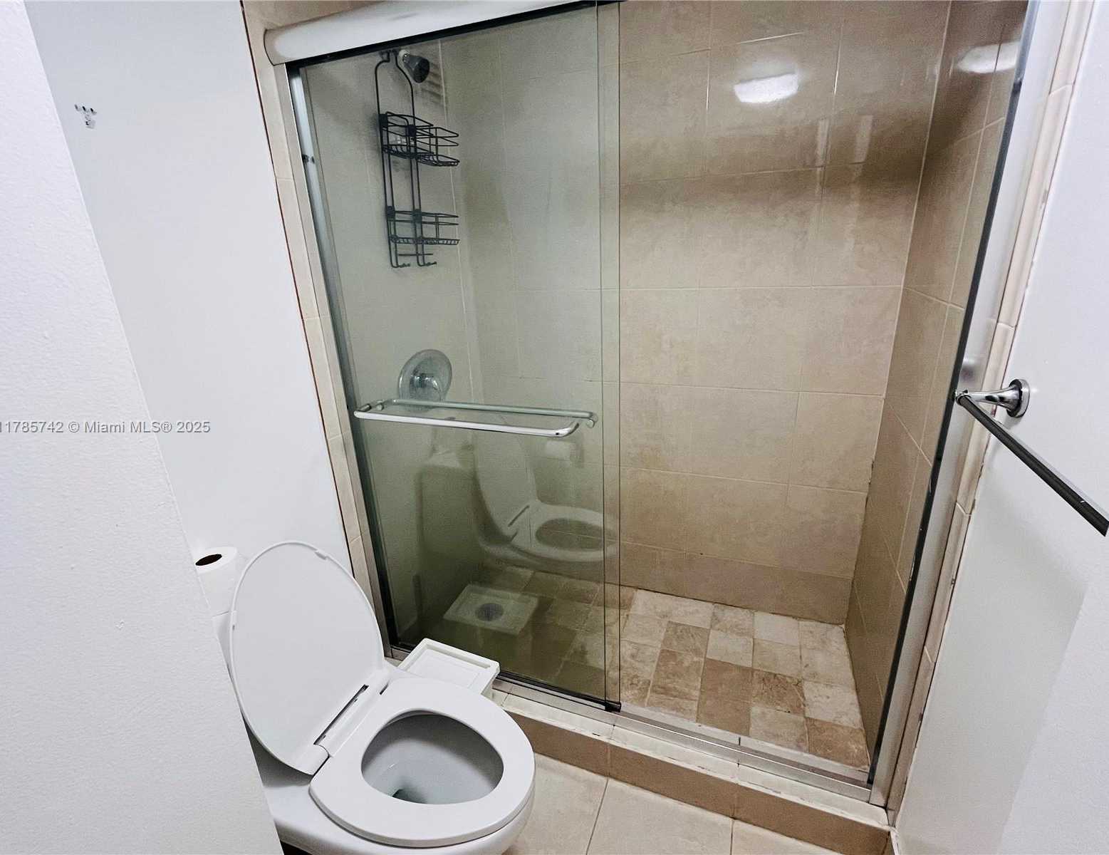 Small Image of 1450 BRICKELL BAY DR #811, Miami Number 20