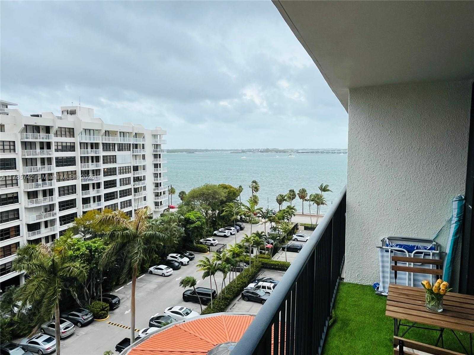 Small Image of 1450 BRICKELL BAY DR #811, Miami Number 26