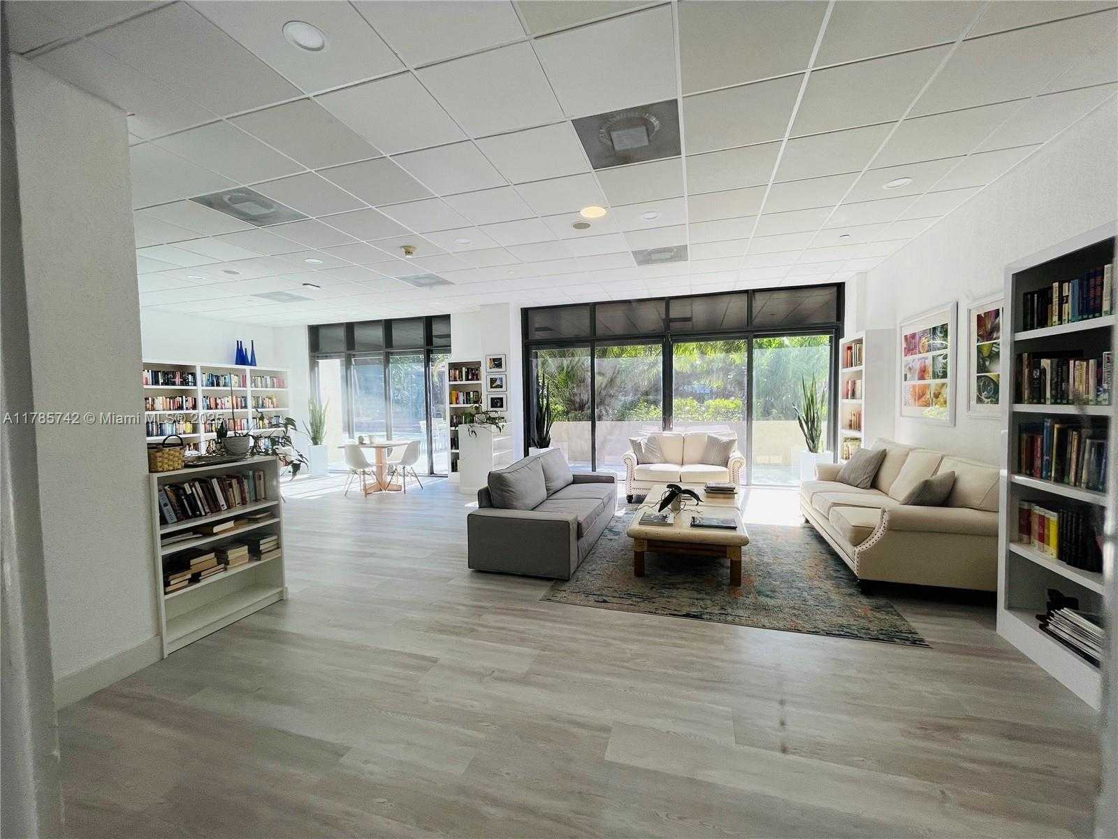 Small Image of 1450 BRICKELL BAY DR #811, Miami Number 32