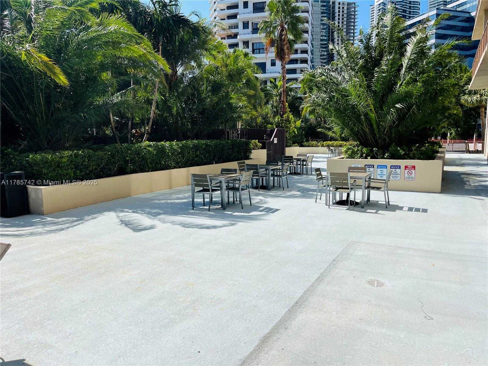 Small Image of 1450 BRICKELL BAY DR #811, Miami Number 33