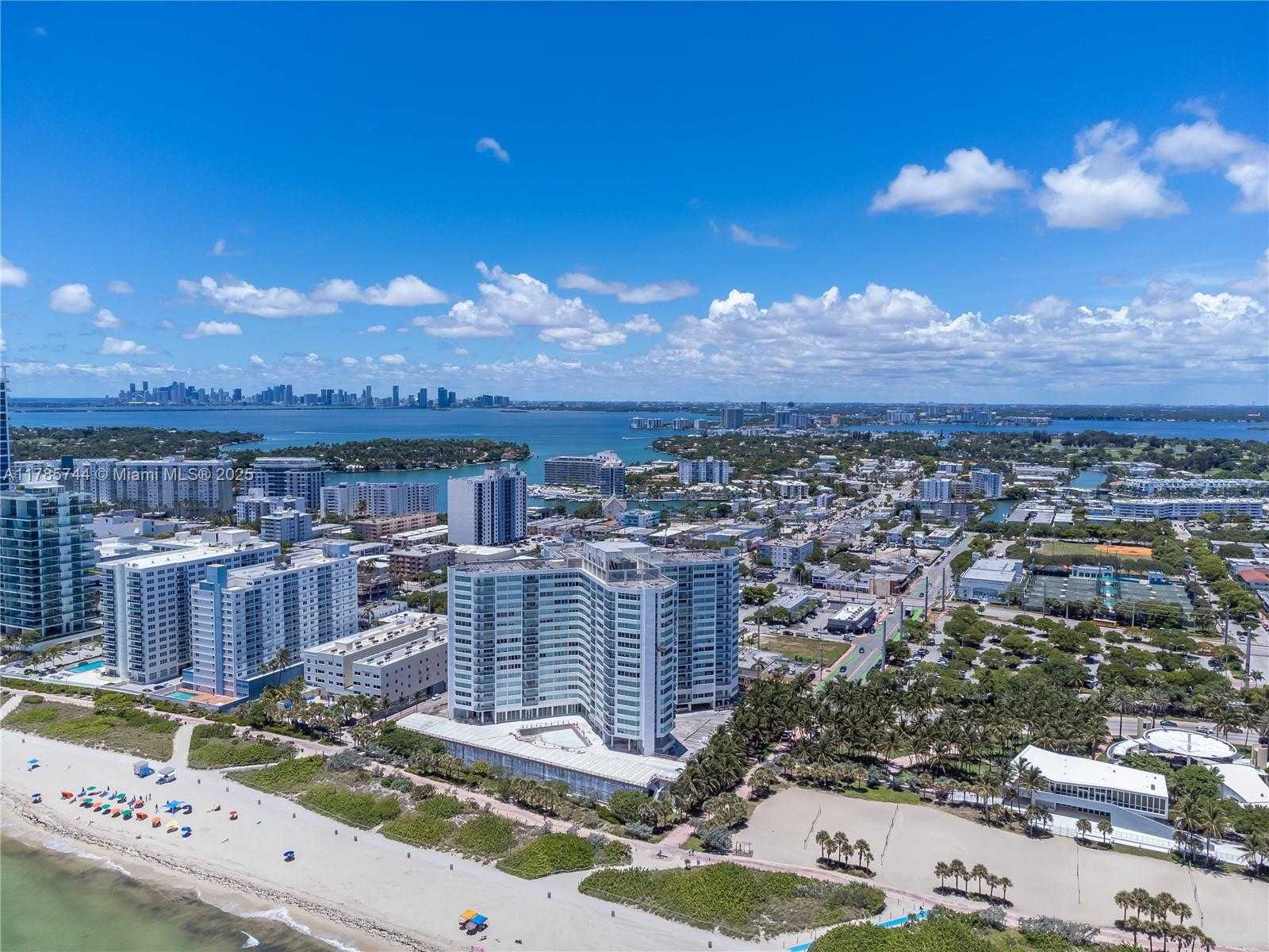 Small Image of 7135 COLLINS AVE #702, Miami Beach Number 15