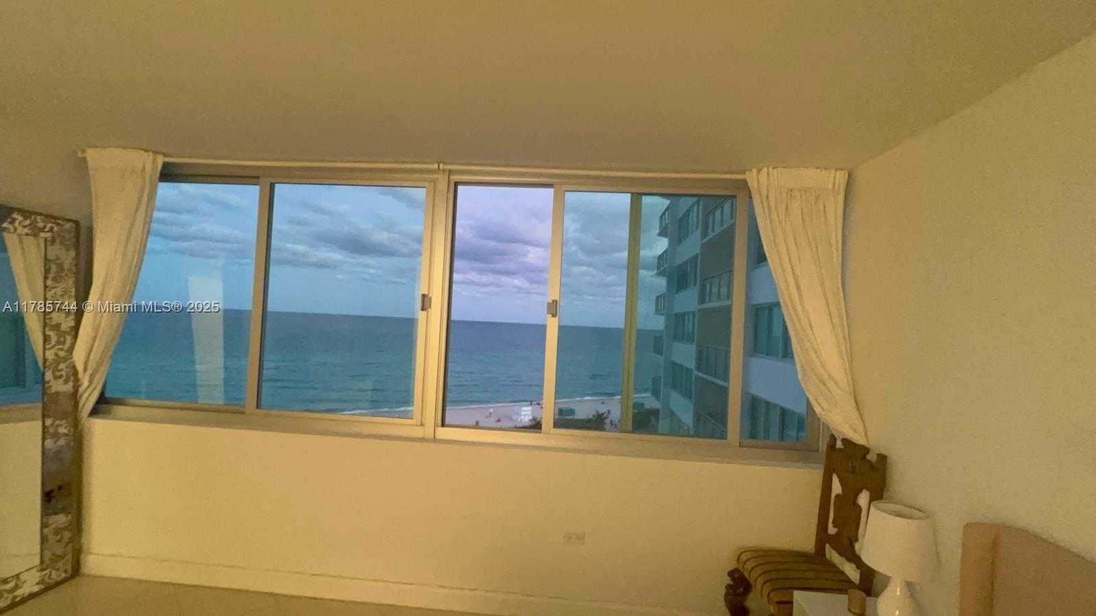 Small Image of 7135 COLLINS AVE #702, Miami Beach Number 49