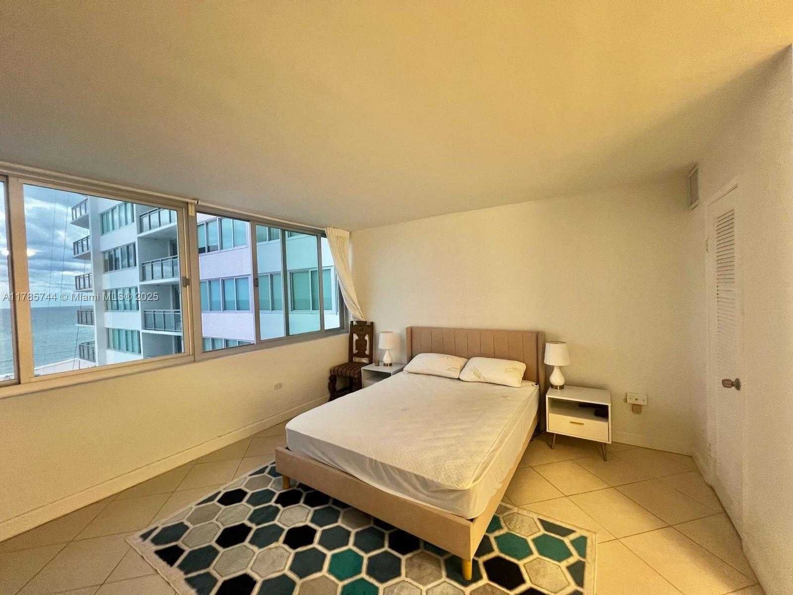 Small Image of 7135 COLLINS AVE #702, Miami Beach Number 61