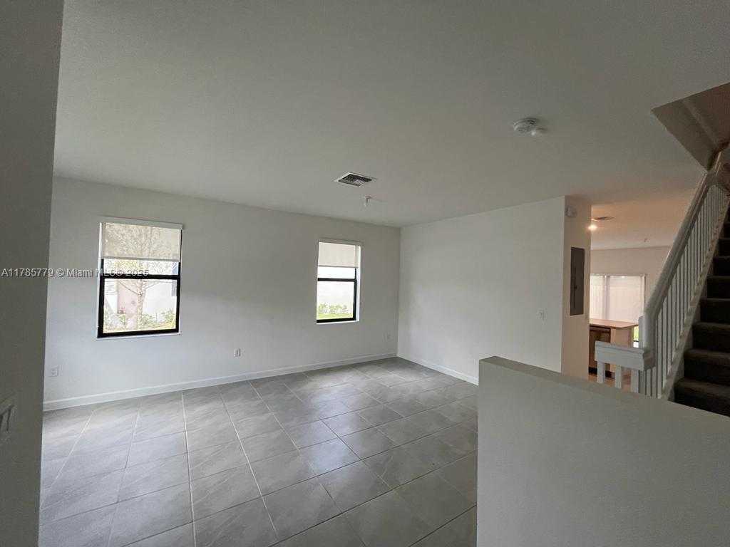 Small Image of 10025 SOUTH WEST 228TH TER #10025, Miami Number 5