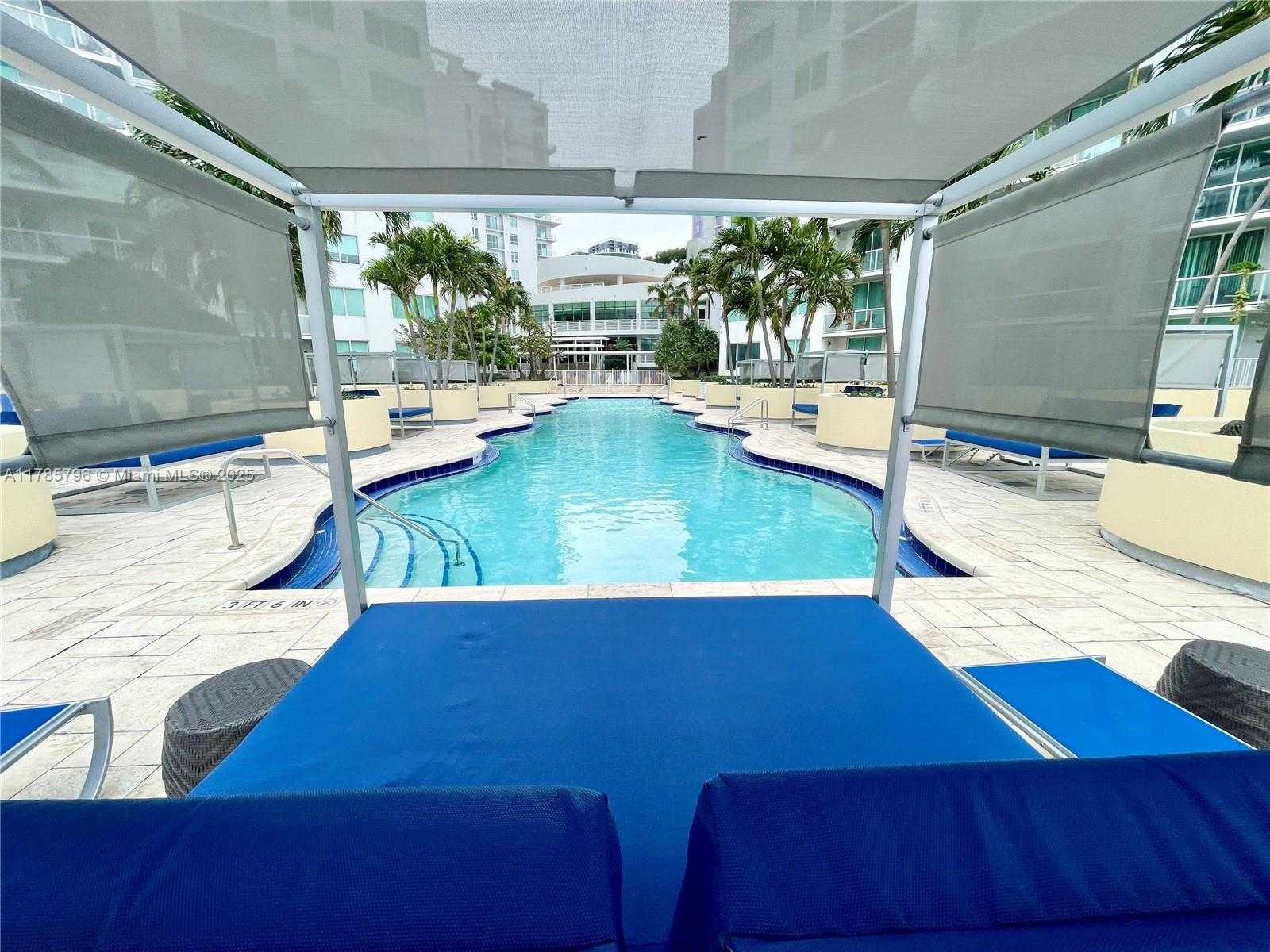 Small Image of 253 NE 2nd St, Miami, FL 33132, USA Number 42