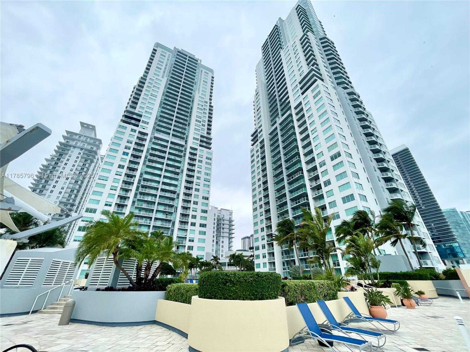 Small Image of 253 NE 2nd St, Miami, FL 33132, USA Number 47