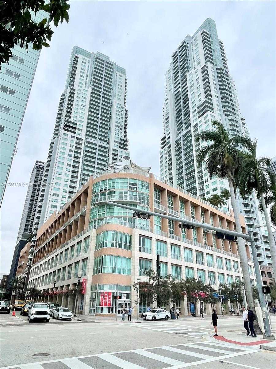 Small Image of 253 NE 2nd St, Miami, FL 33132, USA Number 64