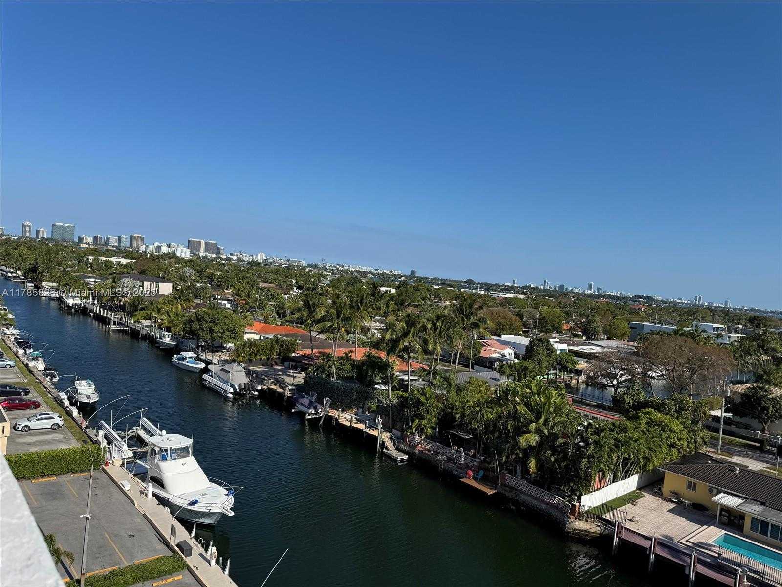 Small Image of 2020 NORTH EAST 135TH ST #808, North Miami Number 12