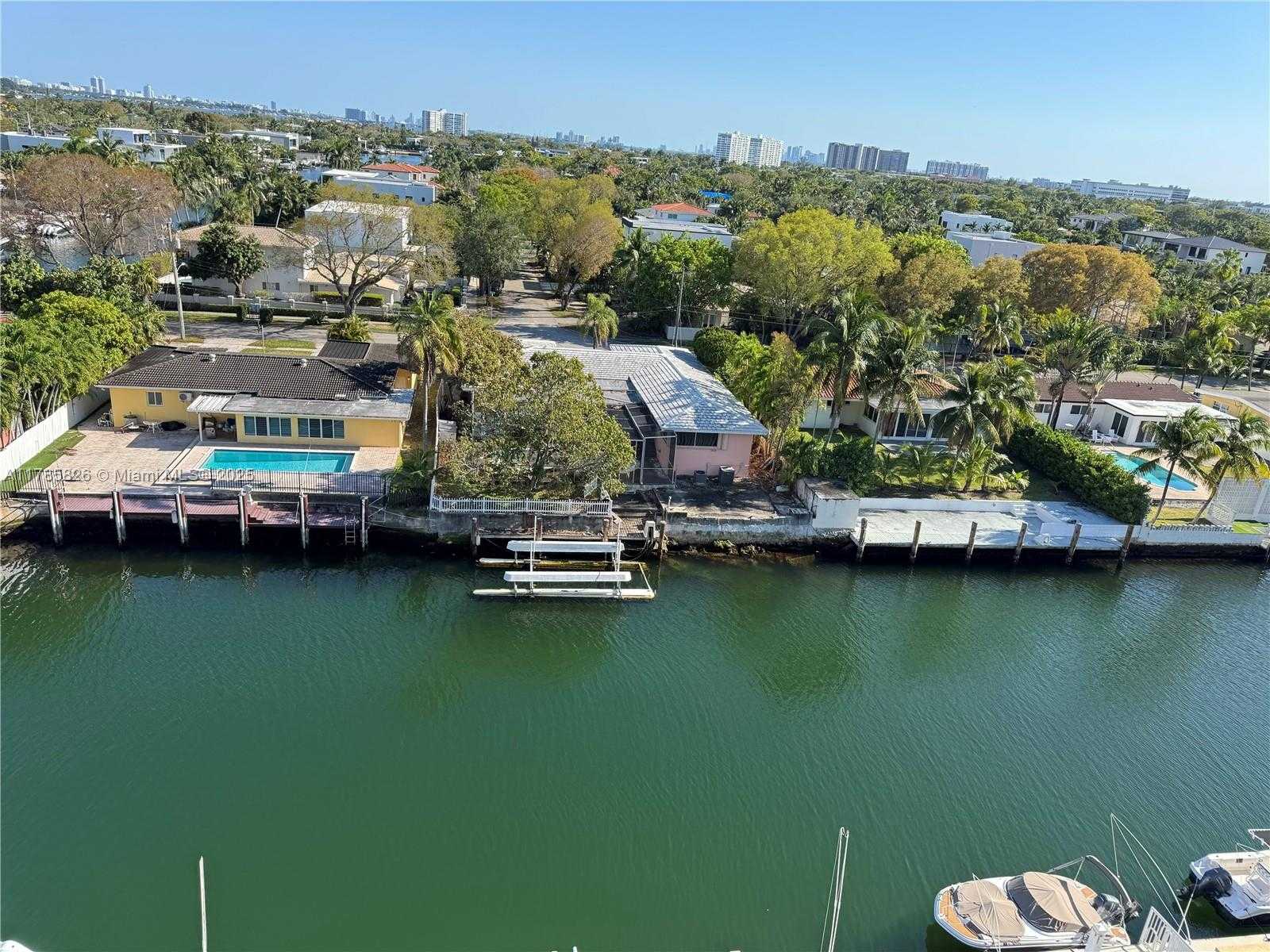 Small Image of 2020 NORTH EAST 135TH ST #808, North Miami Number 13
