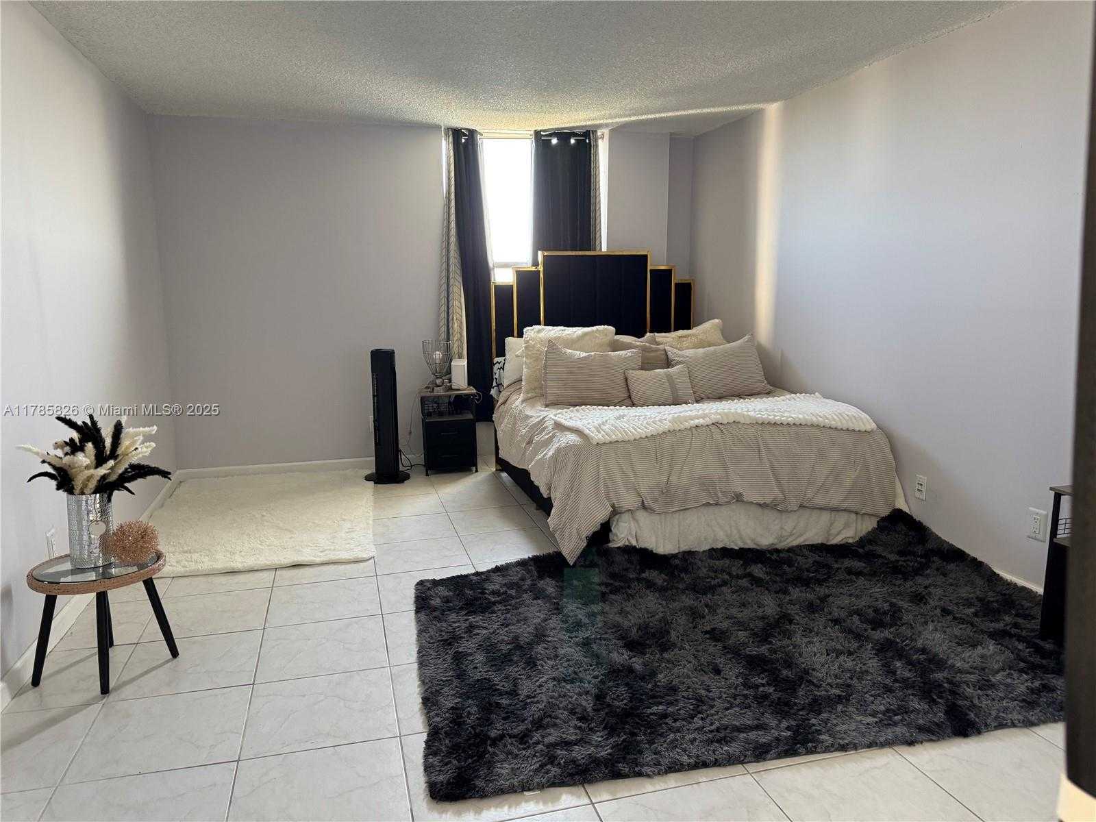 Small Image of 2020 NORTH EAST 135TH ST #808, North Miami Number 5