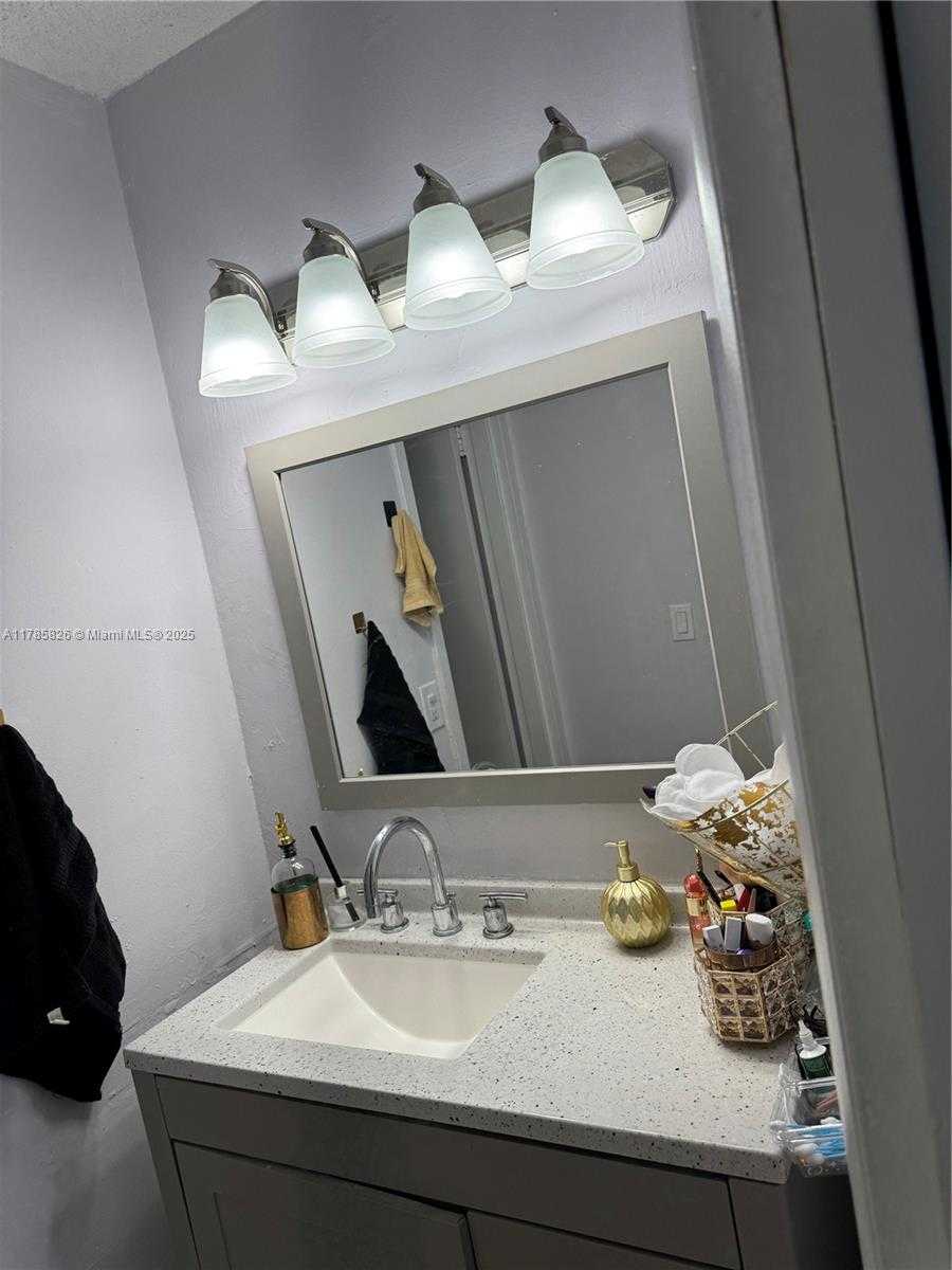 Small Image of 2020 NORTH EAST 135TH ST #808, North Miami Number 7