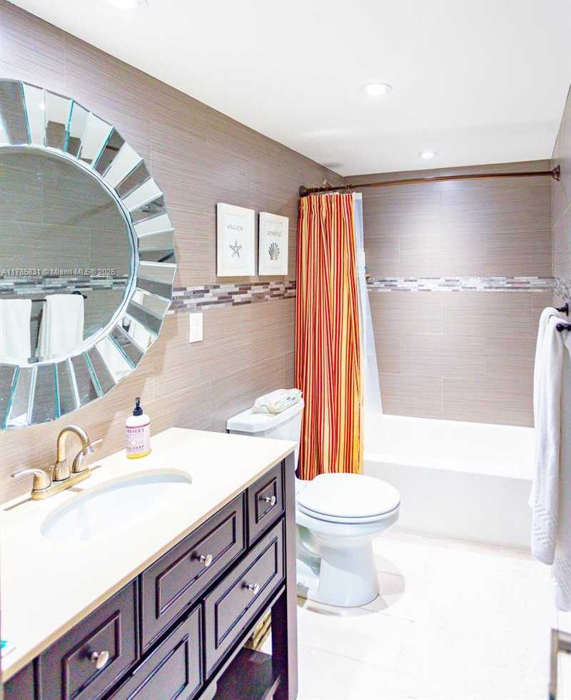 Small Image of 19370 COLLINS AVE #1403, Sunny Isles Beach Number 22