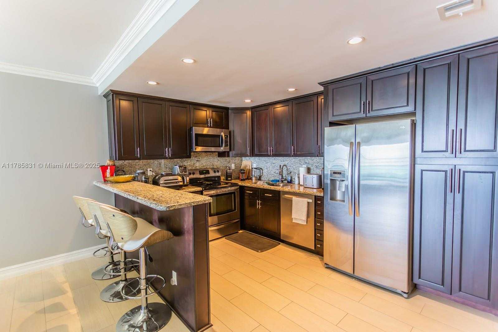 Small Image of 19370 COLLINS AVE #1403, Sunny Isles Beach Number 7
