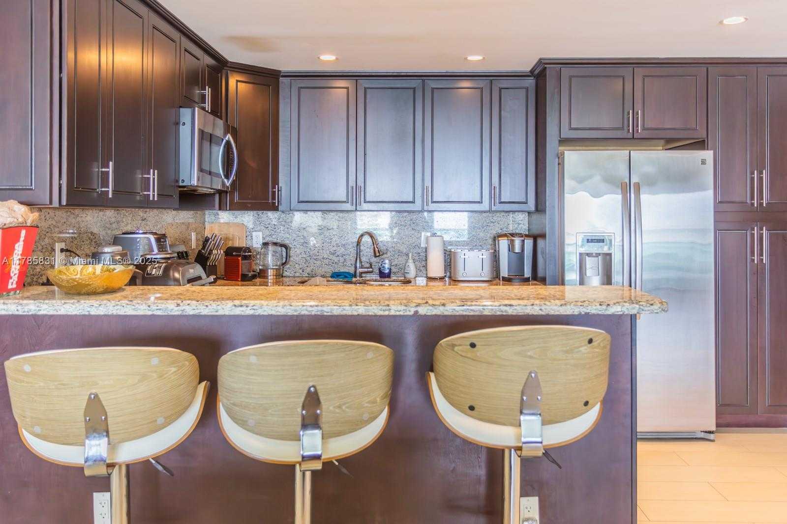 Small Image of 19370 COLLINS AVE #1403, Sunny Isles Beach Number 8