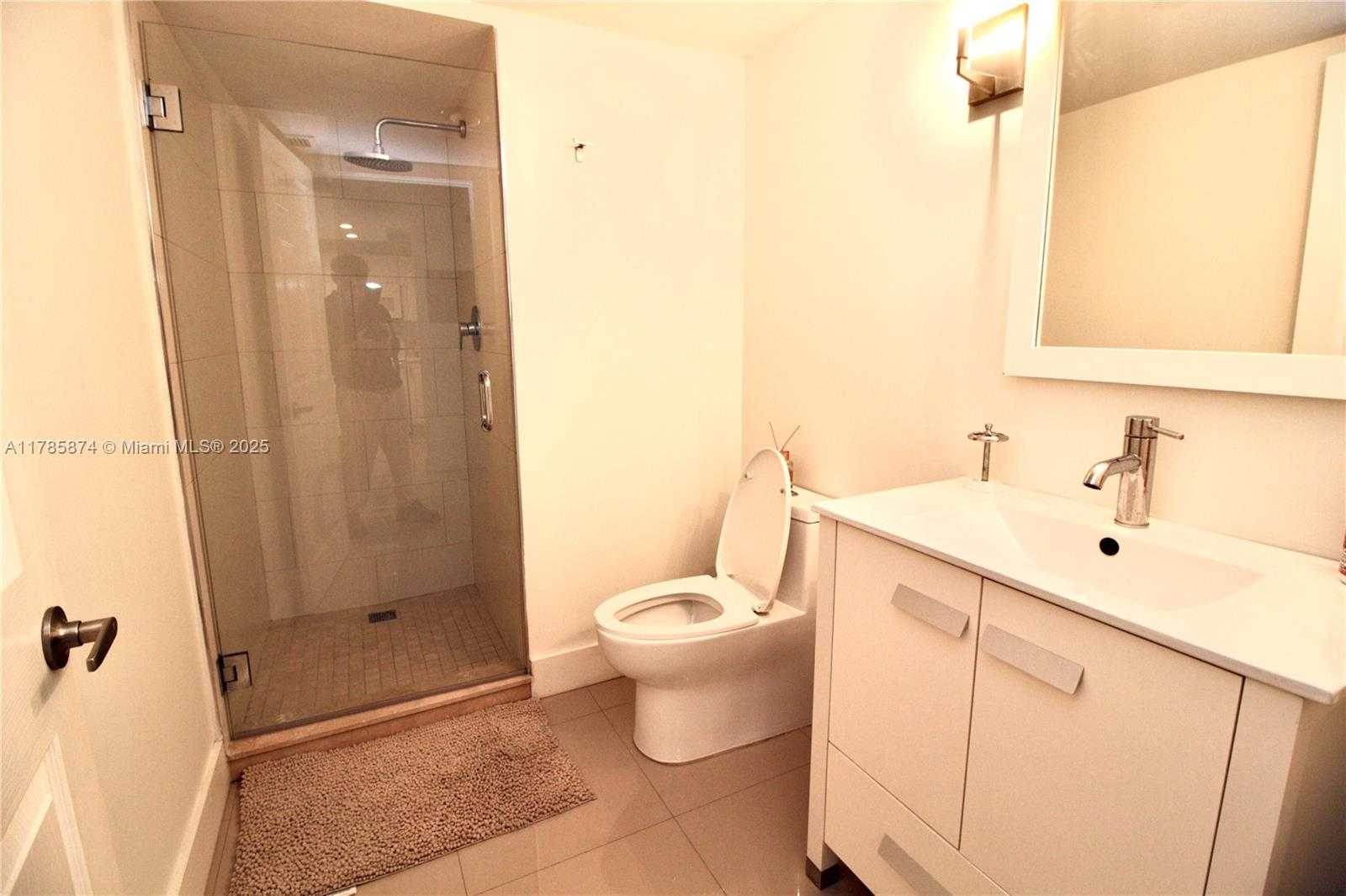 Small Image of 1865 SOUTH OCEAN DR #8I, Hallandale Beach Number 10