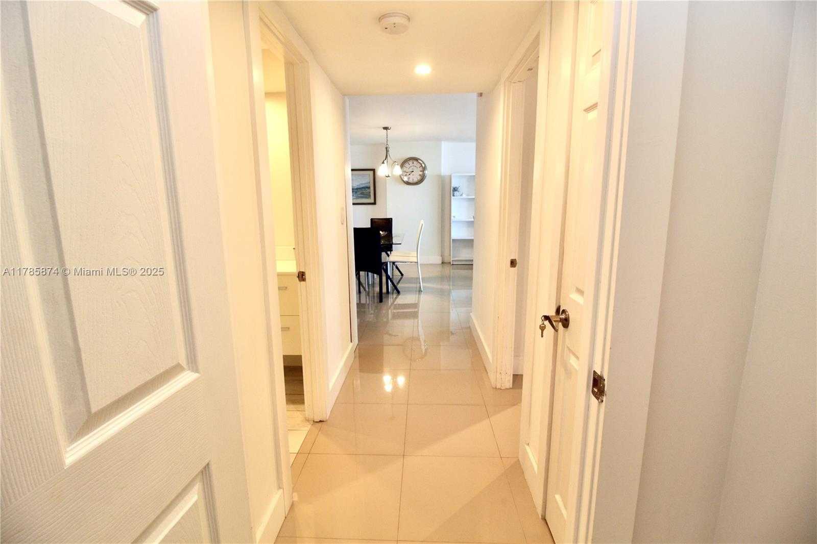 Small Image of 1865 SOUTH OCEAN DR #8I, Hallandale Beach Number 16