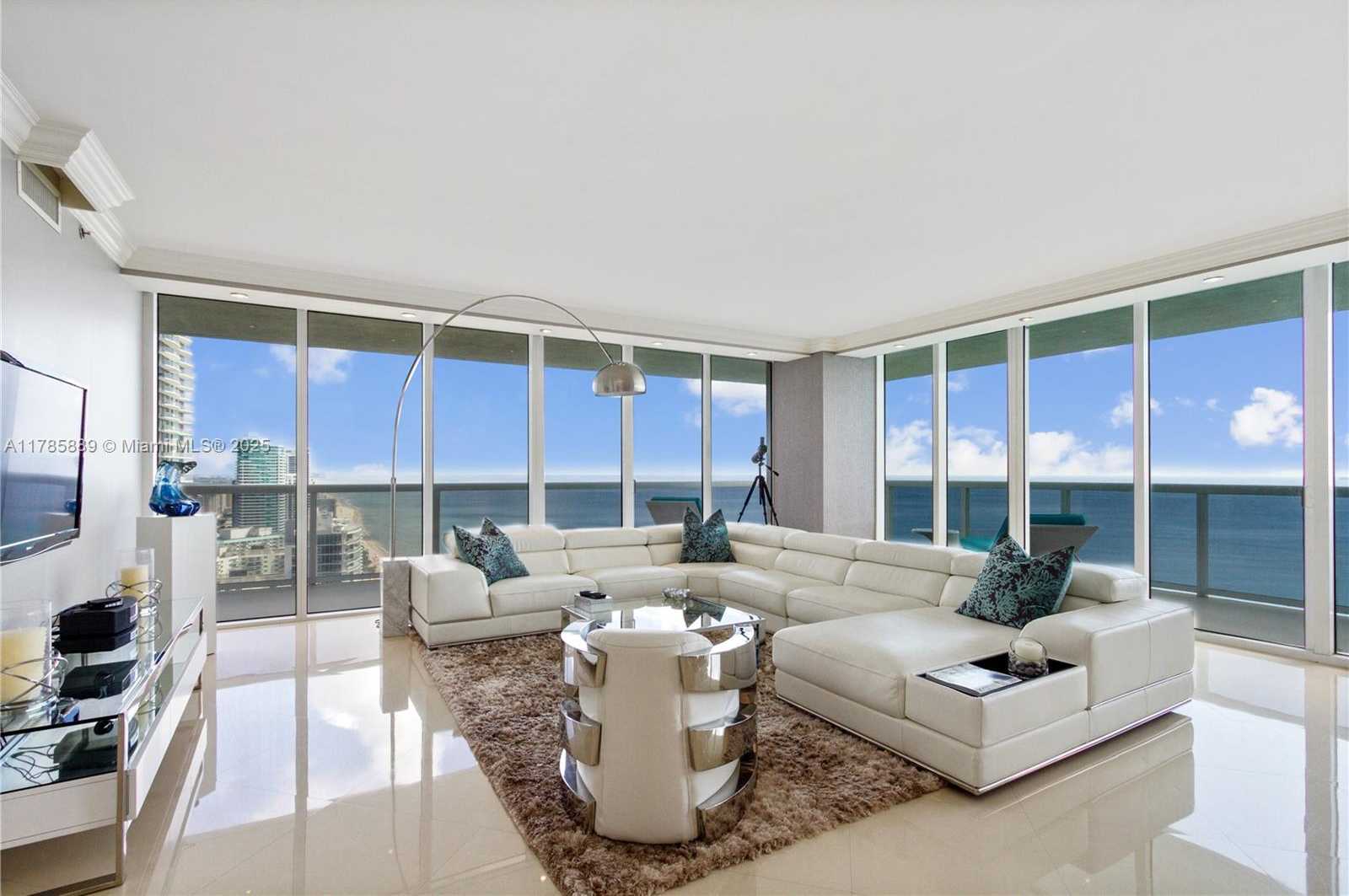 Small Image of 1830 SOUTH OCEAN DR #3401, Hallandale Beach Number 2