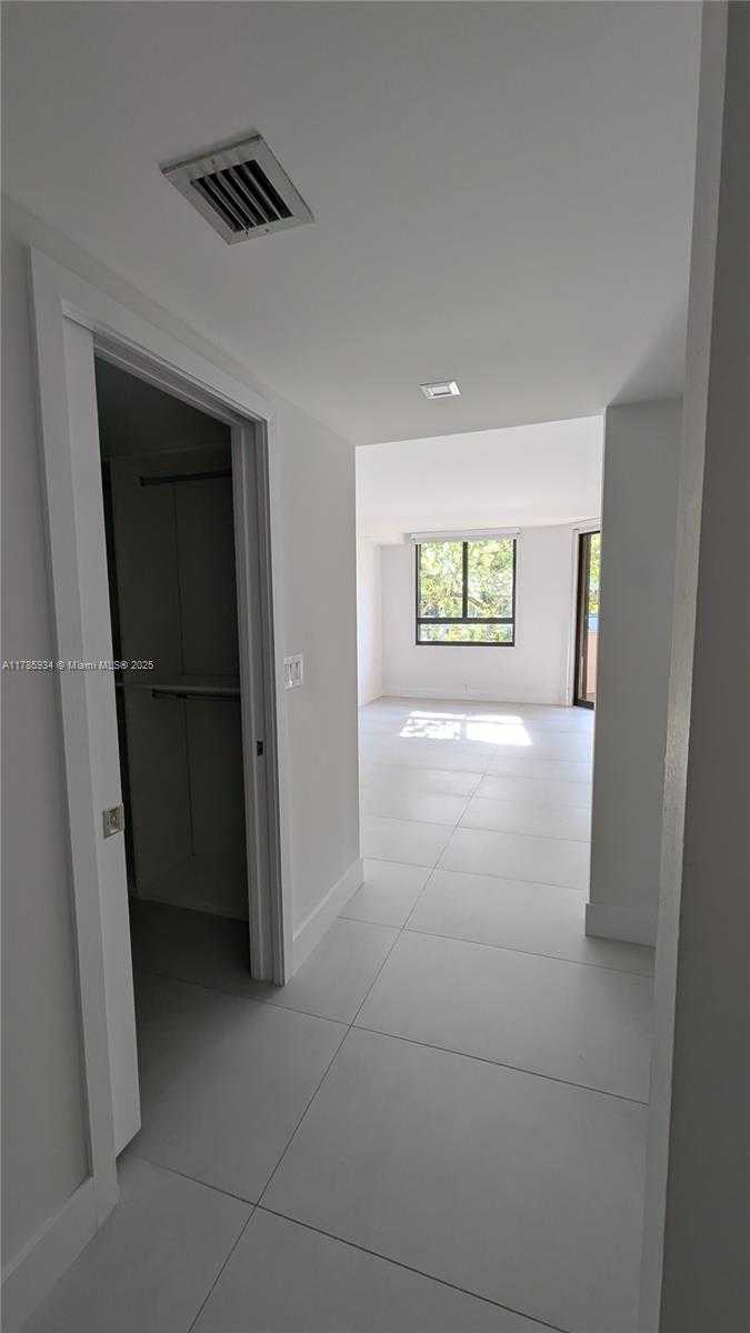 Small Image of 121 CRANDON BLVD #353, Key Biscayne Number 11