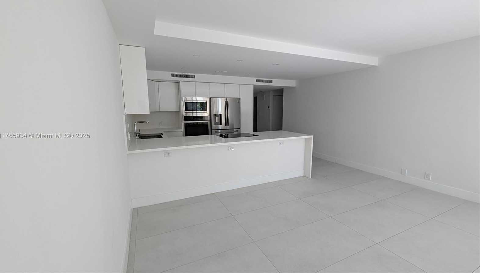 Small Image of 121 CRANDON BLVD #353, Key Biscayne Number 3