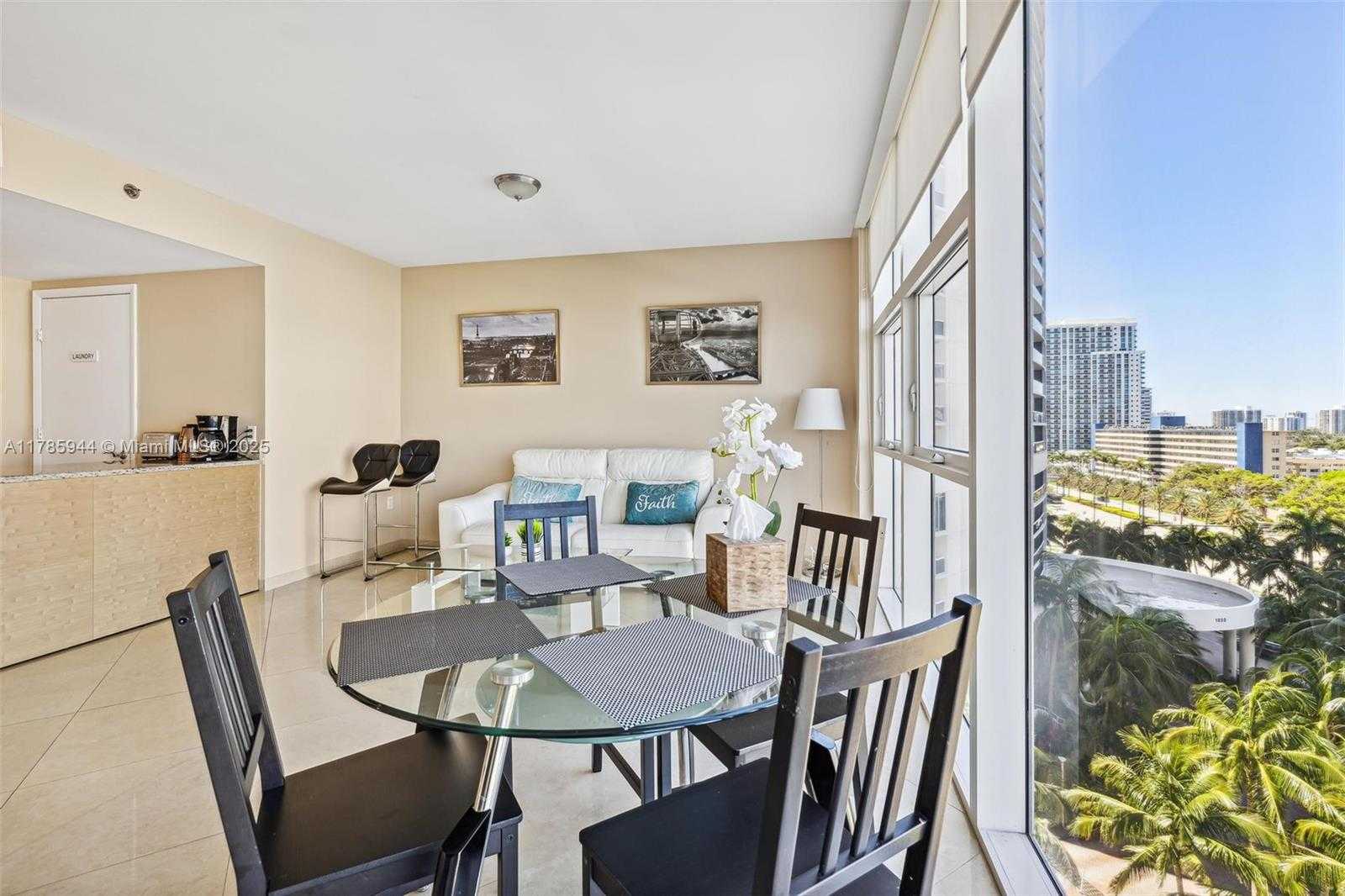 Small Image of 1830 SOUTH OCEAN DR #907, Hallandale Beach Number 5