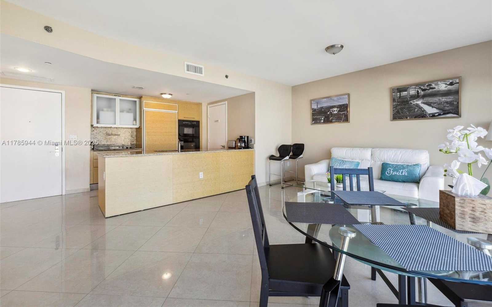 Small Image of 1830 SOUTH OCEAN DR #907, Hallandale Beach Number 6