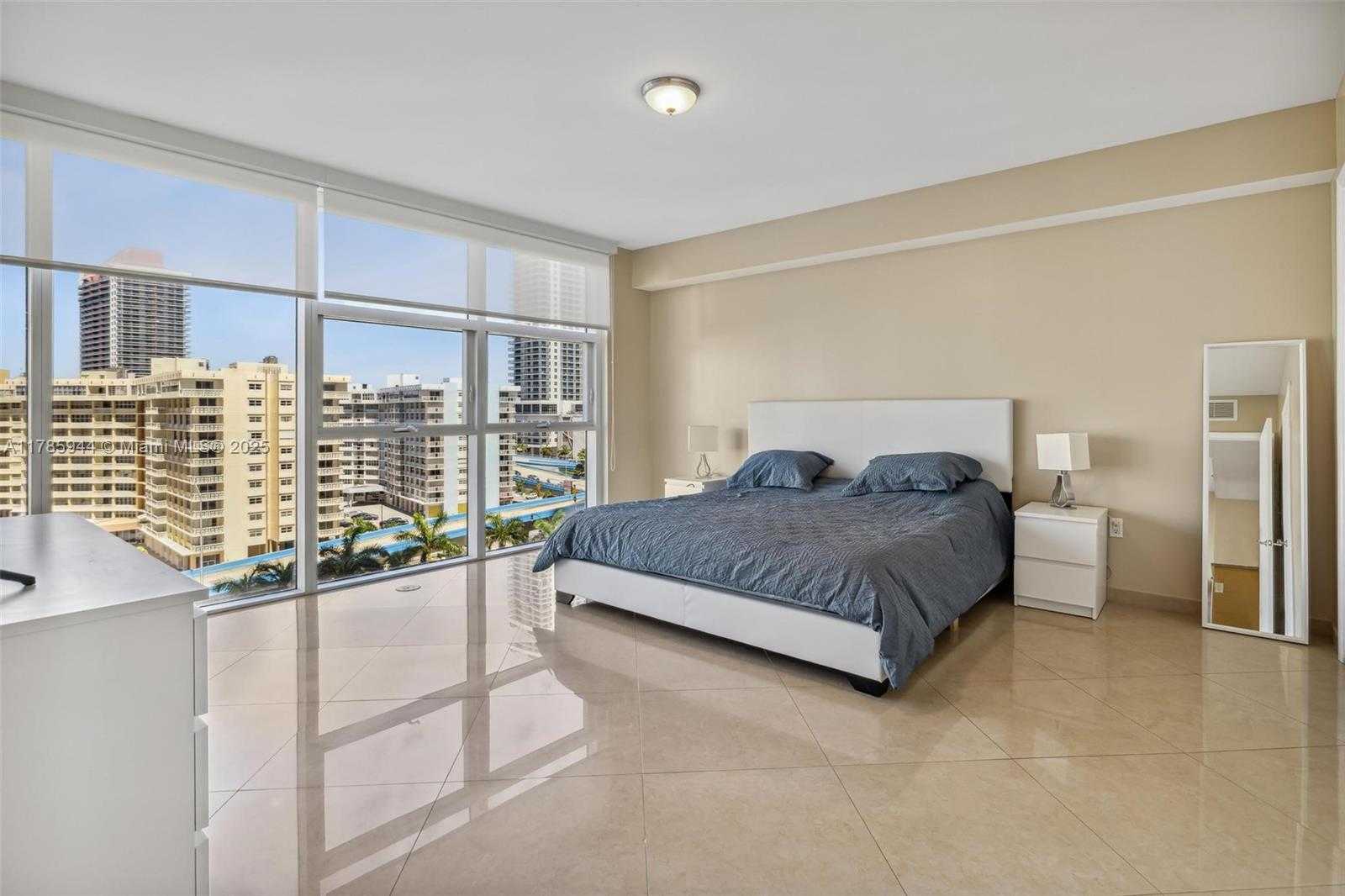 Small Image of 1830 SOUTH OCEAN DR #907, Hallandale Beach Number 7