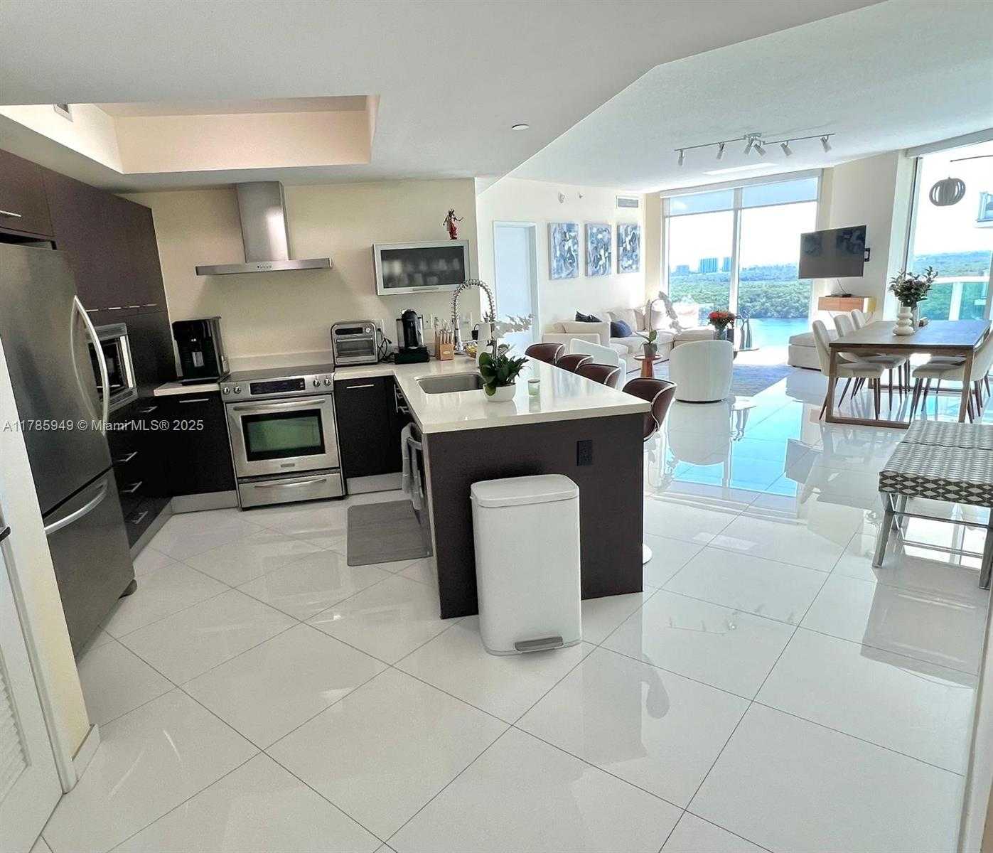 Small Image of 250 SUNNY ISLES BLVD #3-PH4, Sunny Isles Beach Number 2