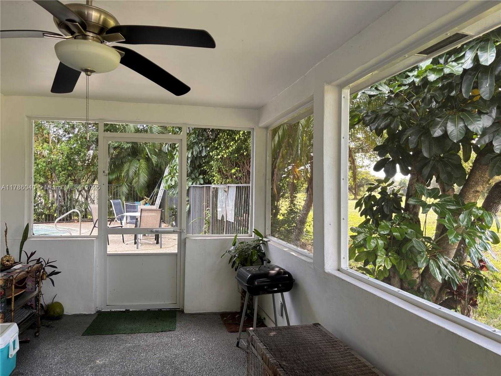Small Image of 4609 BAYBERRY LN #4609, Tamarac Number 10