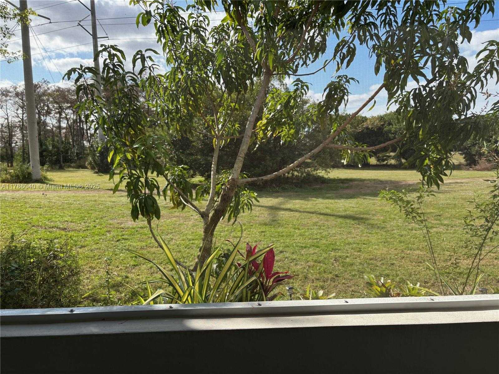 Small Image of 4609 BAYBERRY LN #4609, Tamarac Number 11