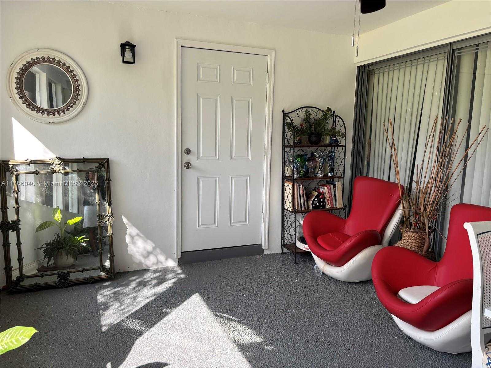 Small Image of 4609 BAYBERRY LN #4609, Tamarac Number 12