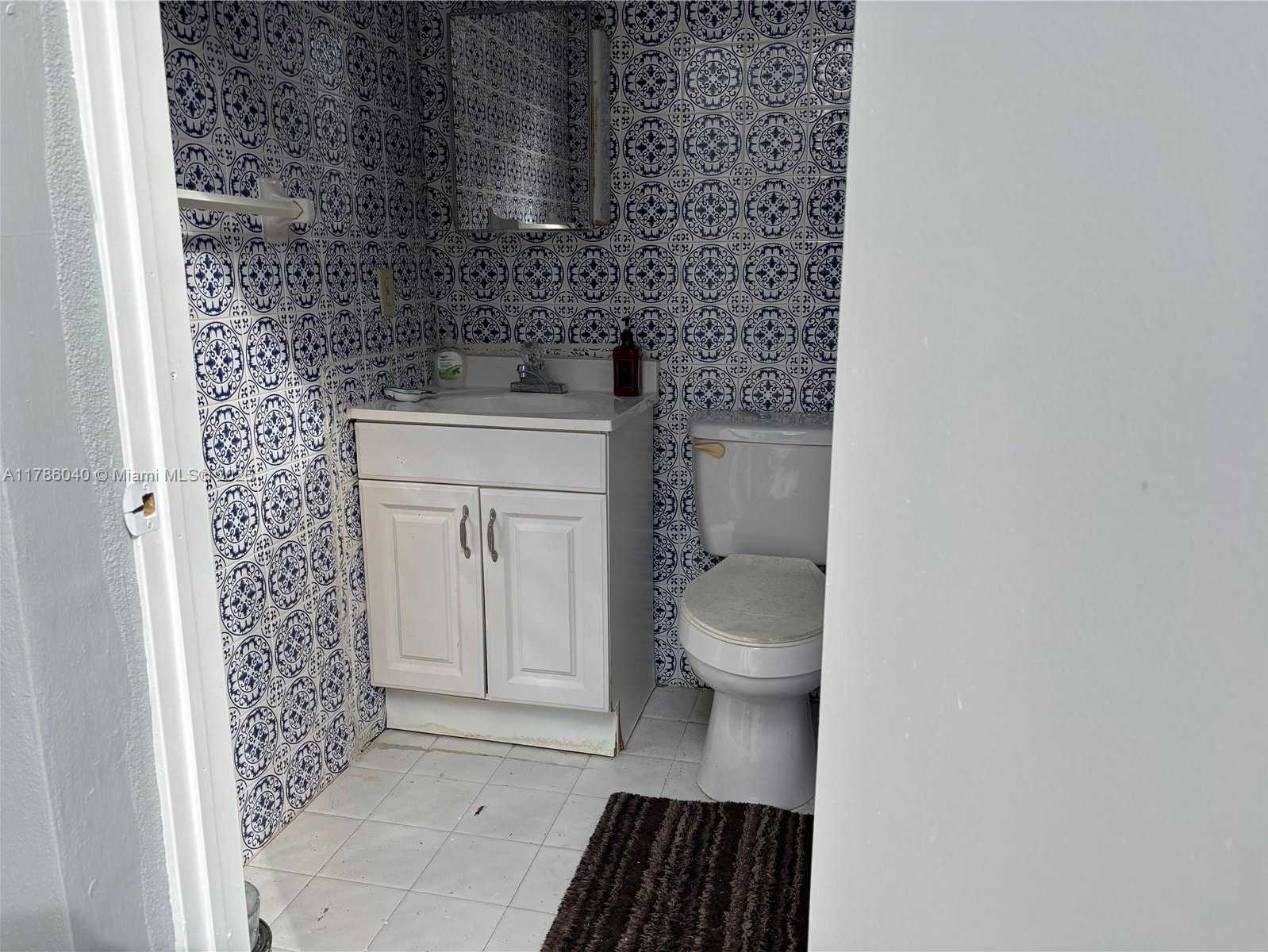 Small Image of 4609 BAYBERRY LN #4609, Tamarac Number 15