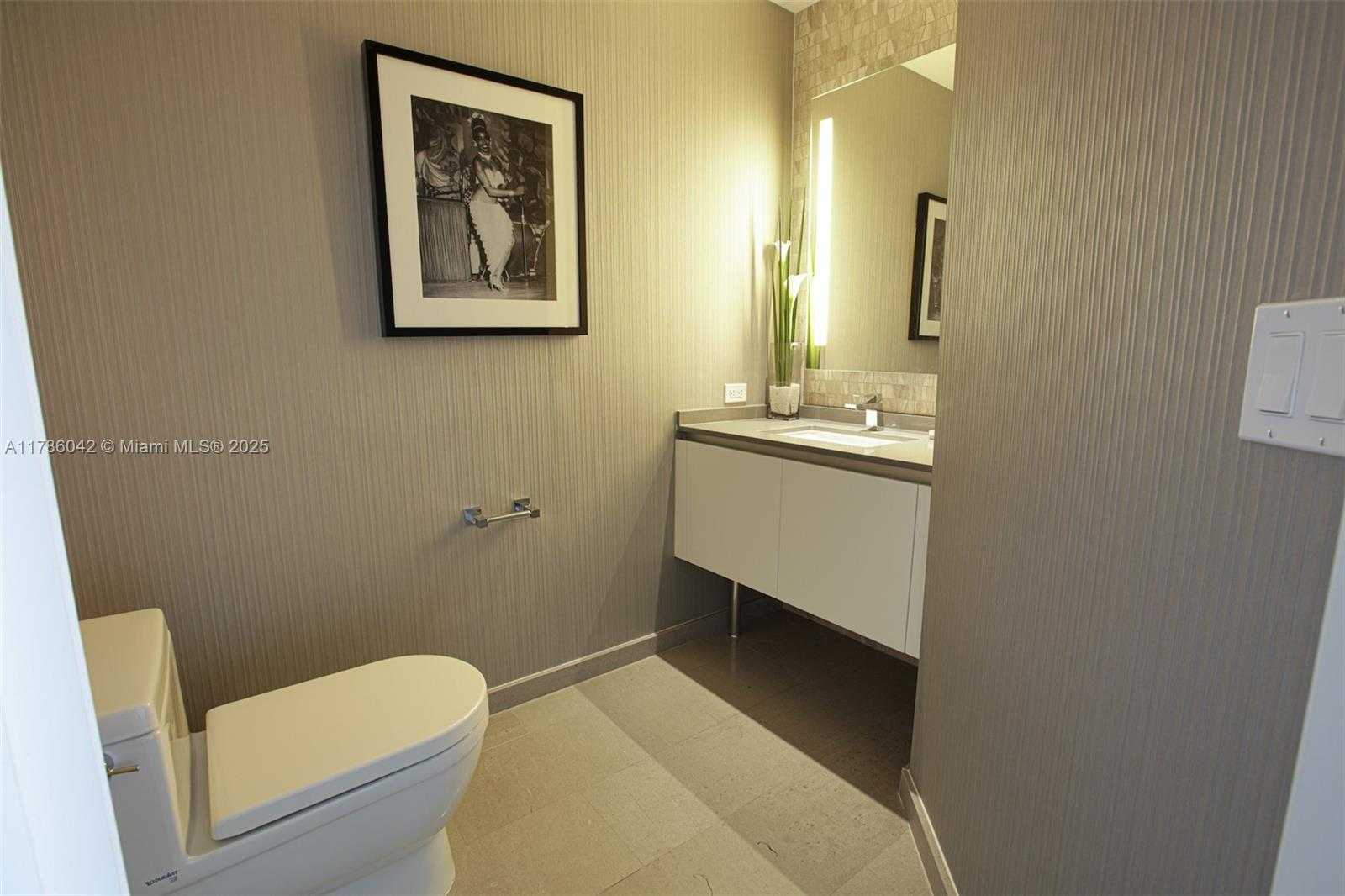 Small Image of 88 SOUTH WEST 7TH ST #1902, Miami Number 23