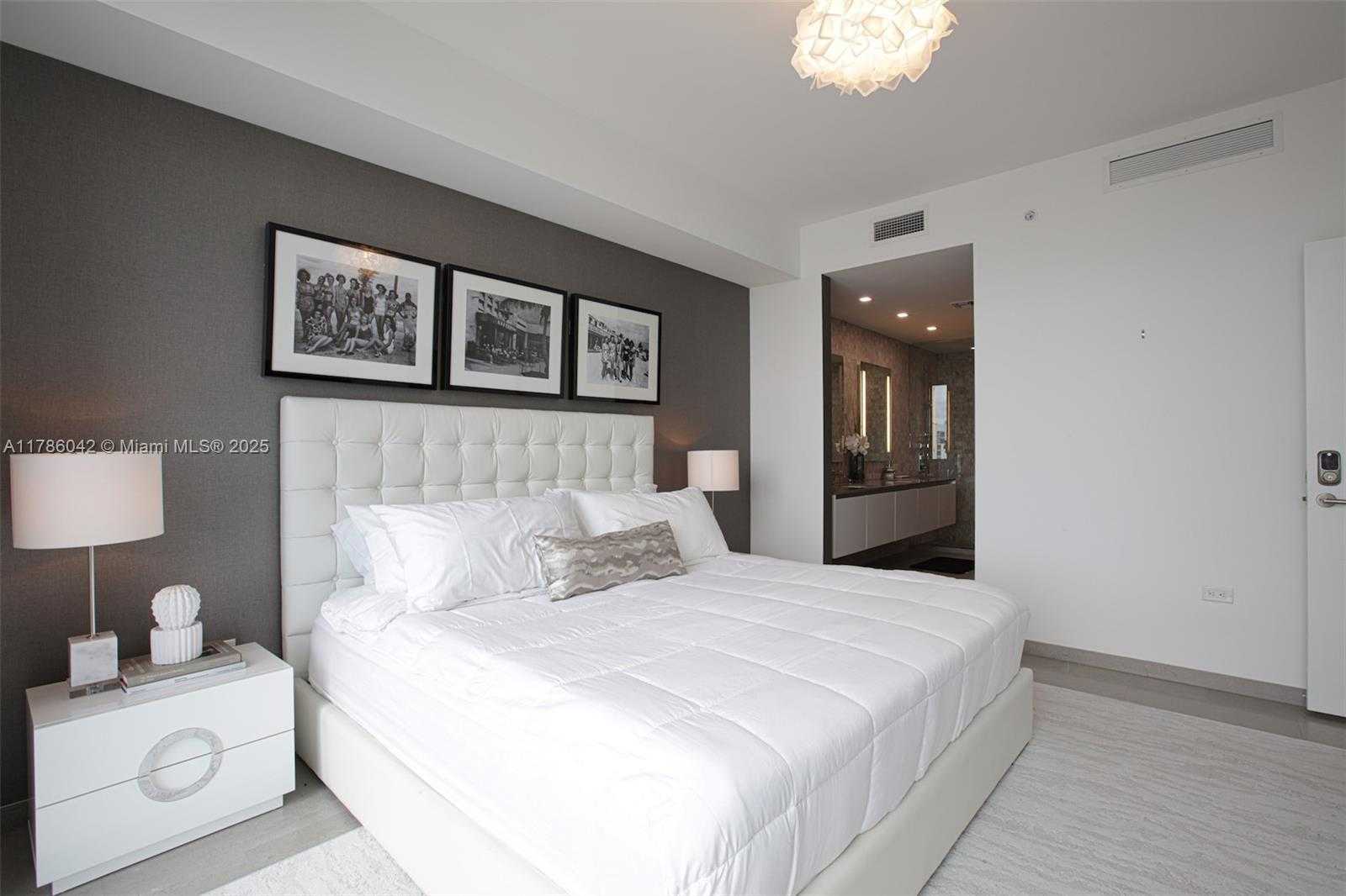 Small Image of 88 SOUTH WEST 7TH ST #1902, Miami Number 6
