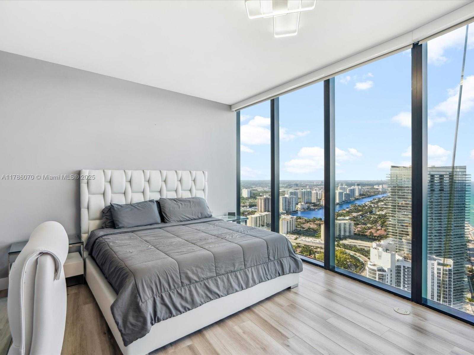 Small Image of 18555 COLLINS AVE #5505, Sunny Isles Beach Number 19