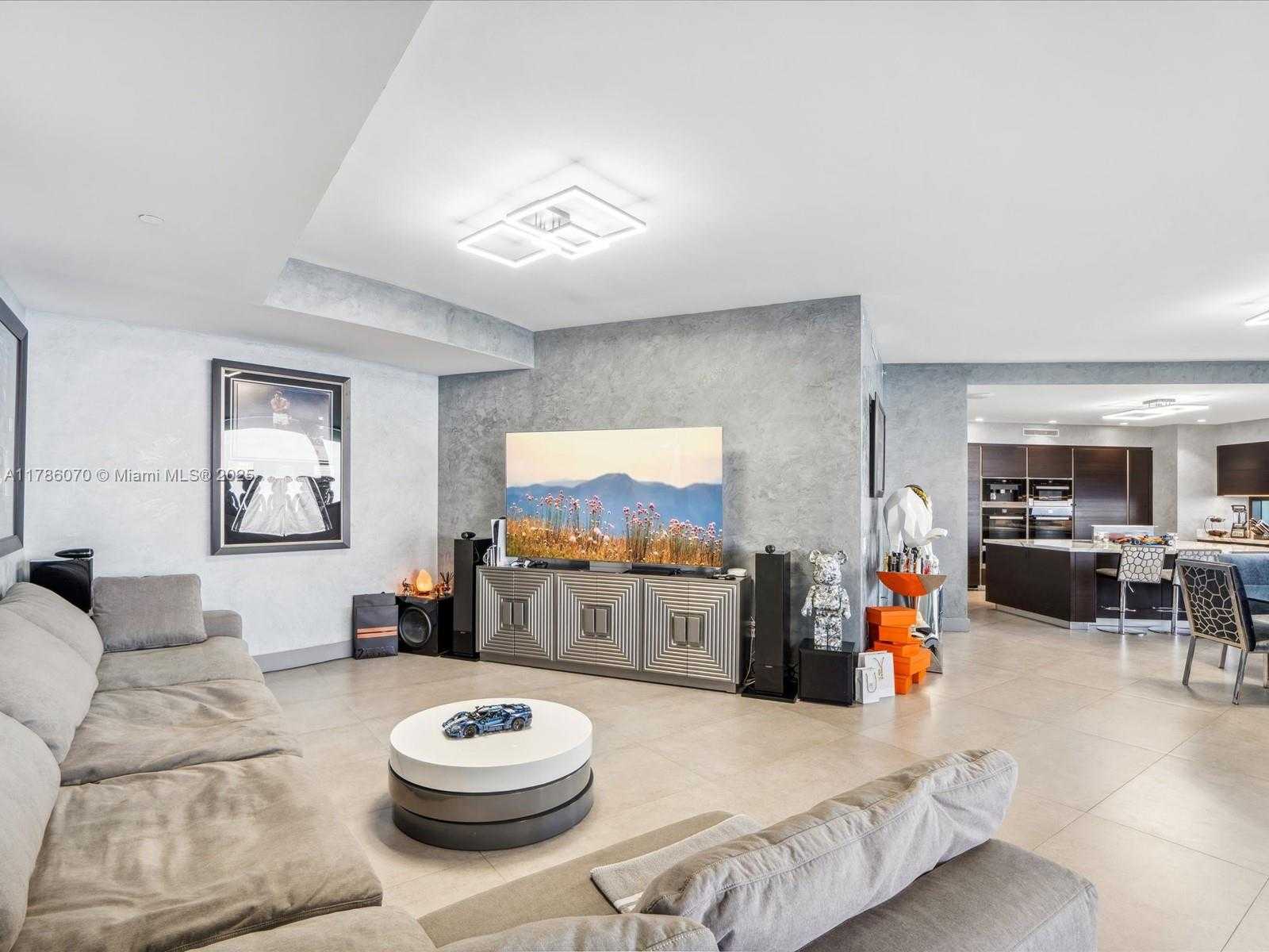 Small Image of 18555 COLLINS AVE #5505, Sunny Isles Beach Number 2