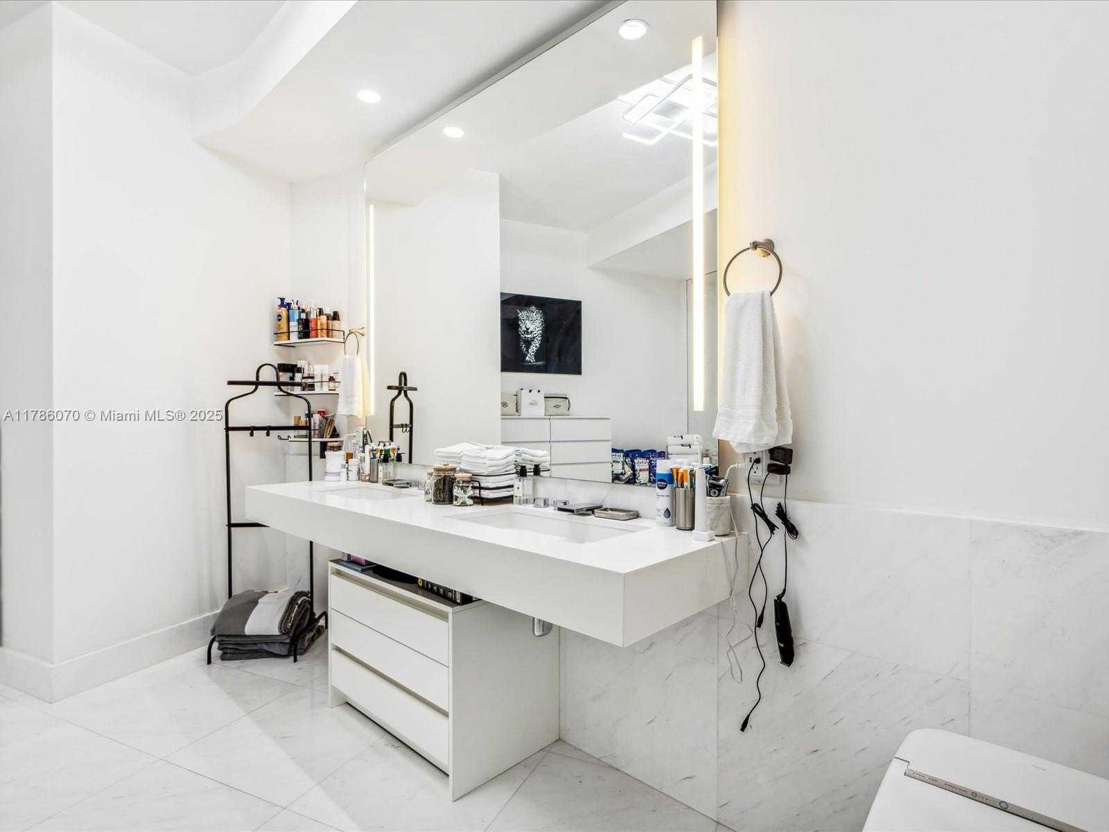 Small Image of 18555 COLLINS AVE #5505, Sunny Isles Beach Number 23