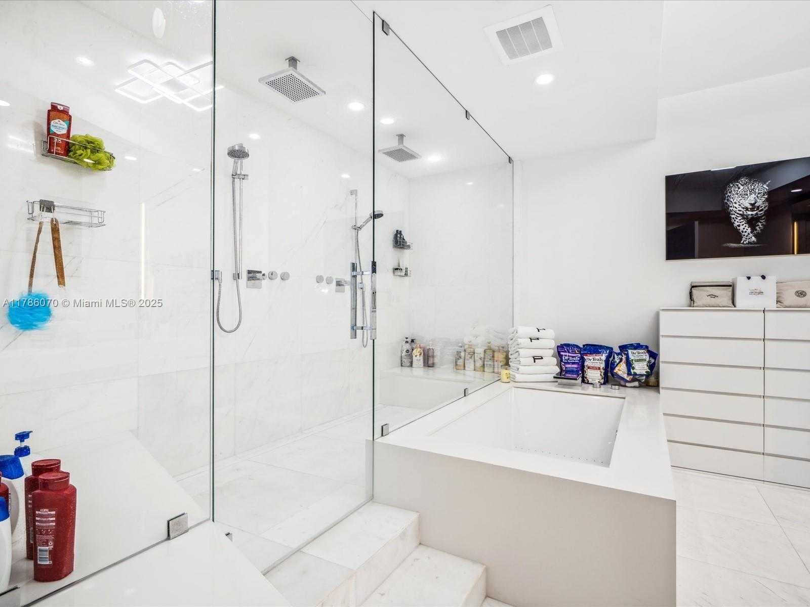 Small Image of 18555 COLLINS AVE #5505, Sunny Isles Beach Number 24