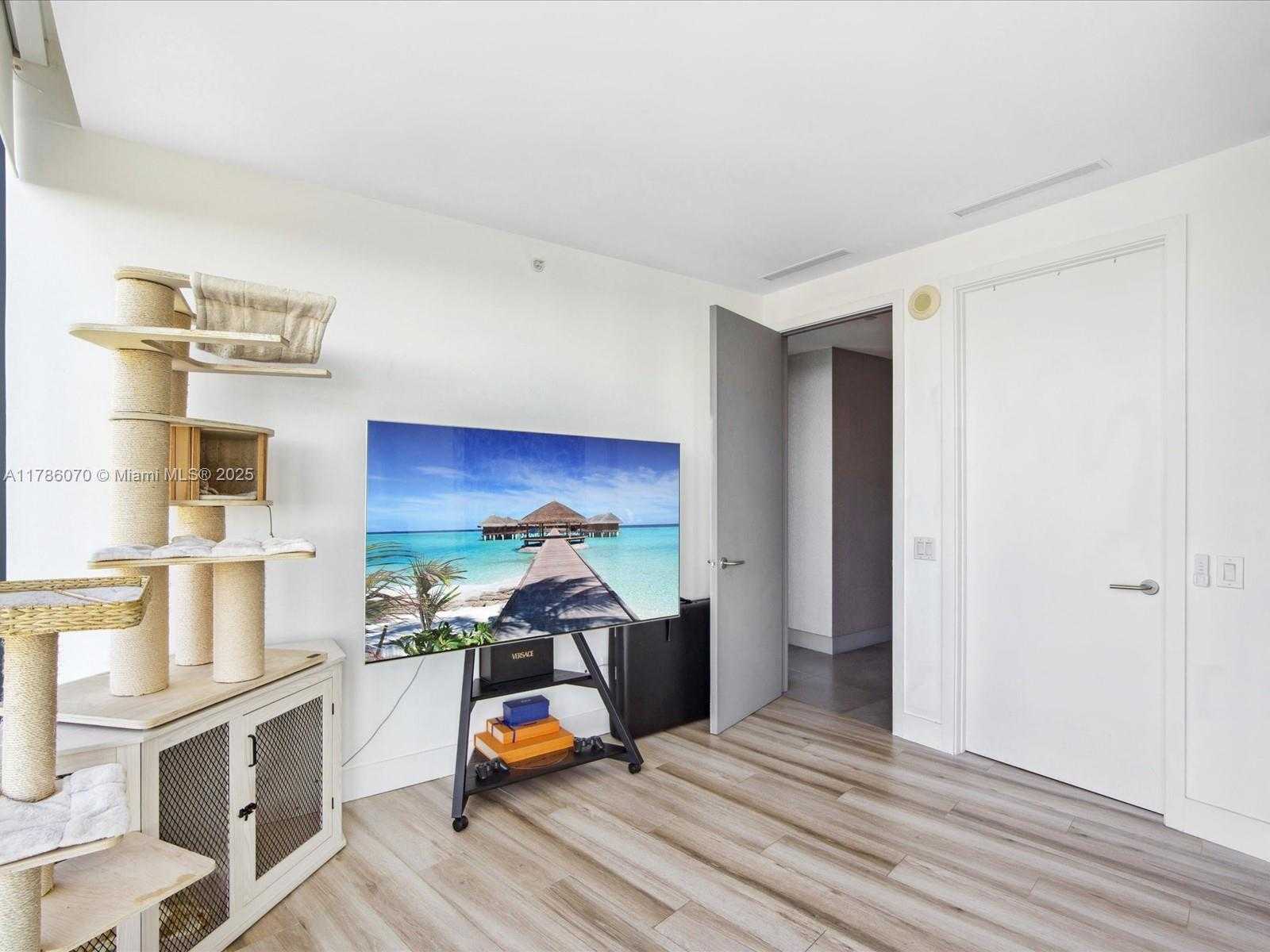 Small Image of 18555 COLLINS AVE #5505, Sunny Isles Beach Number 28