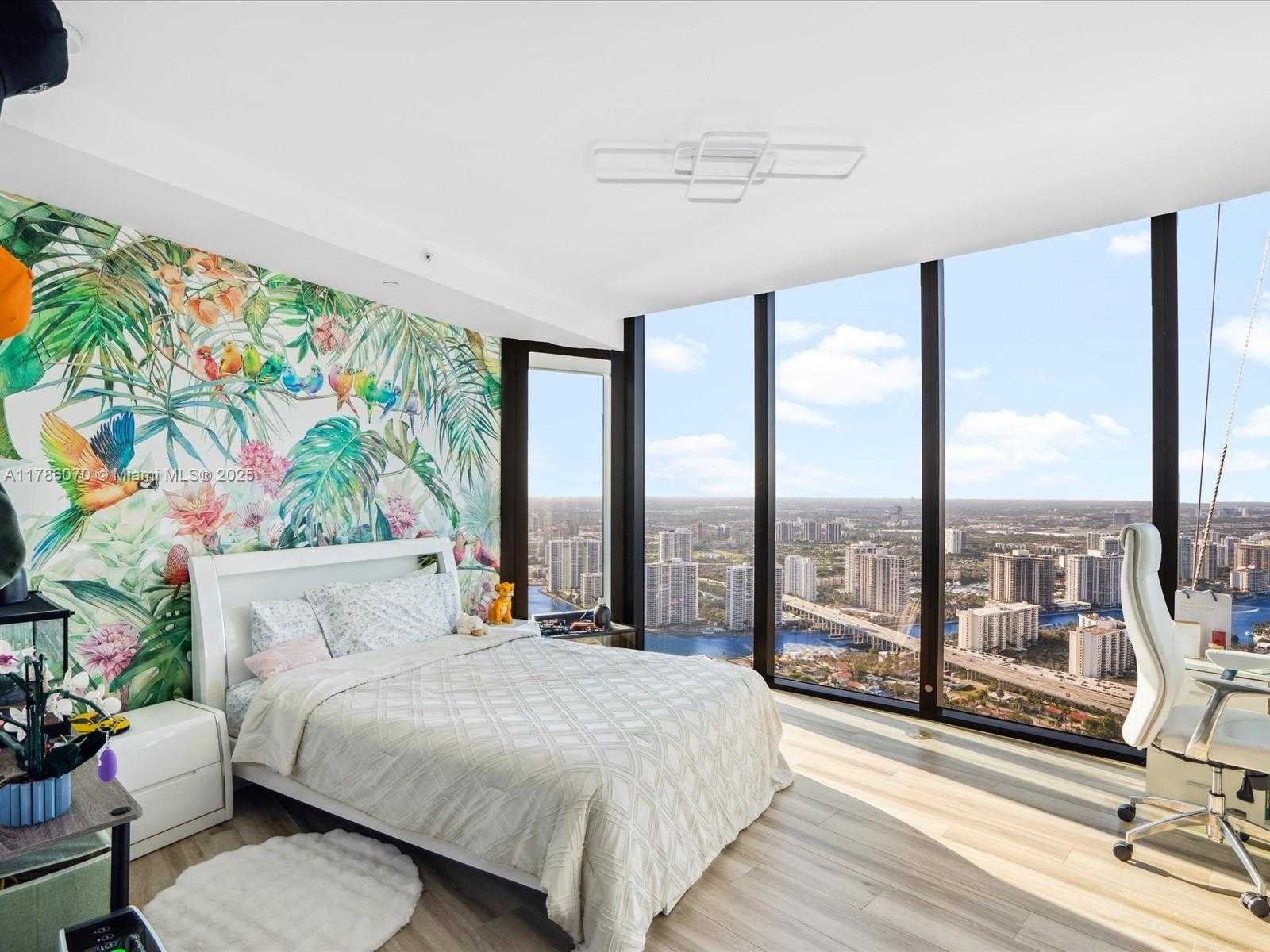 Small Image of 18555 COLLINS AVE #5505, Sunny Isles Beach Number 34