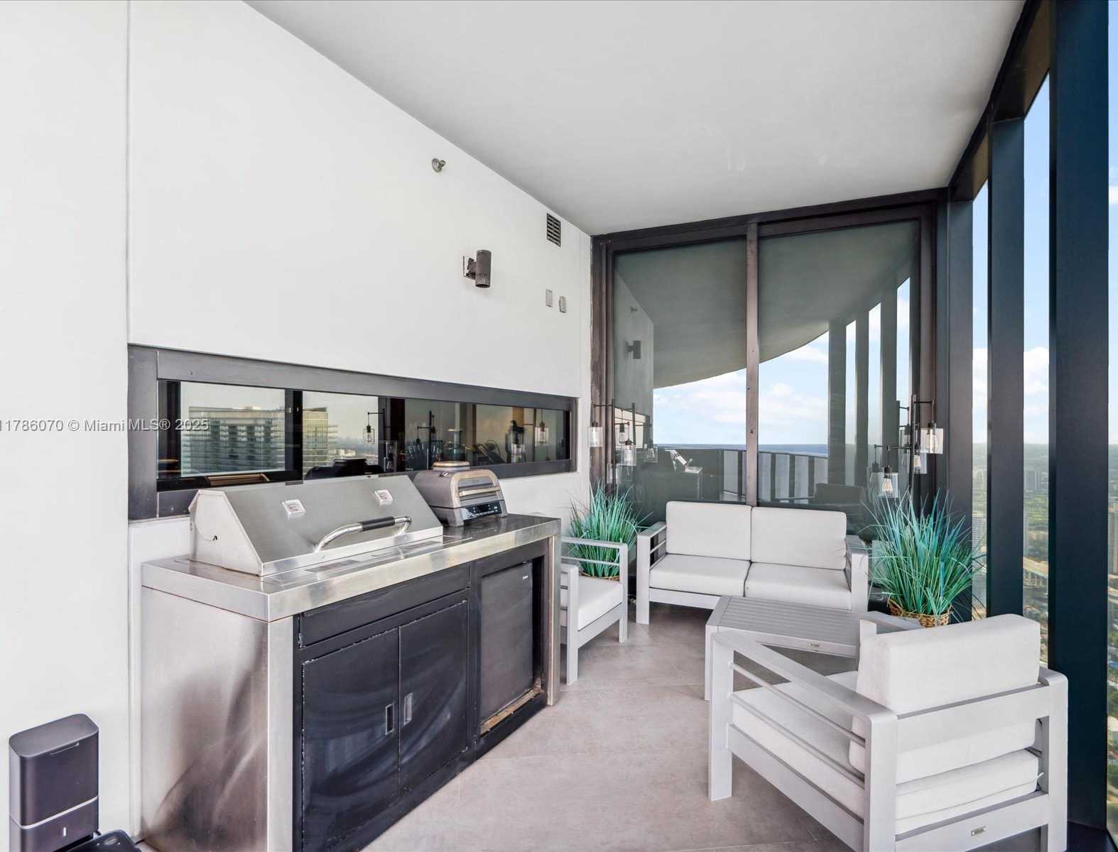 Small Image of 18555 COLLINS AVE #5505, Sunny Isles Beach Number 42