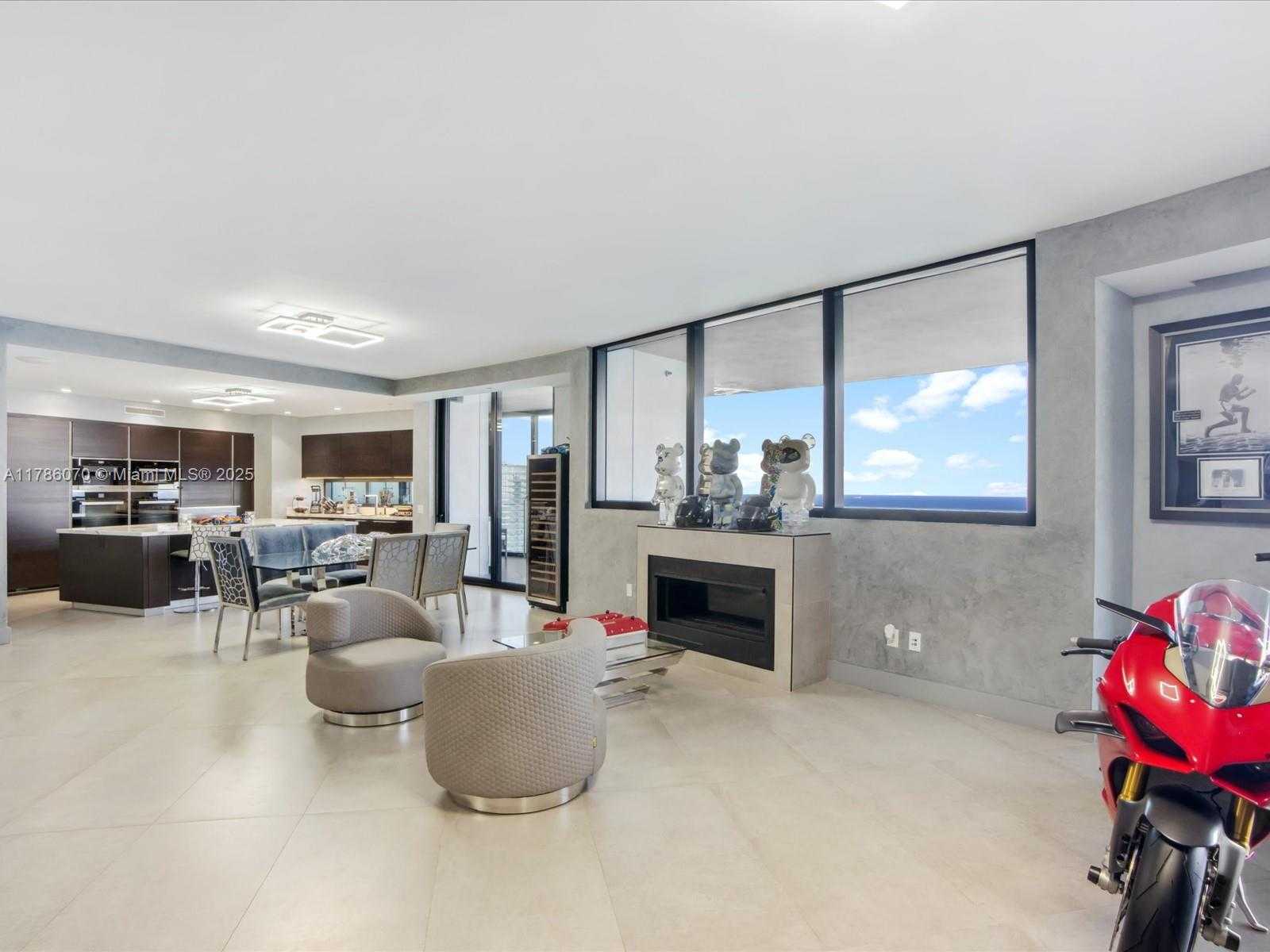 Small Image of 18555 COLLINS AVE #5505, Sunny Isles Beach Number 5