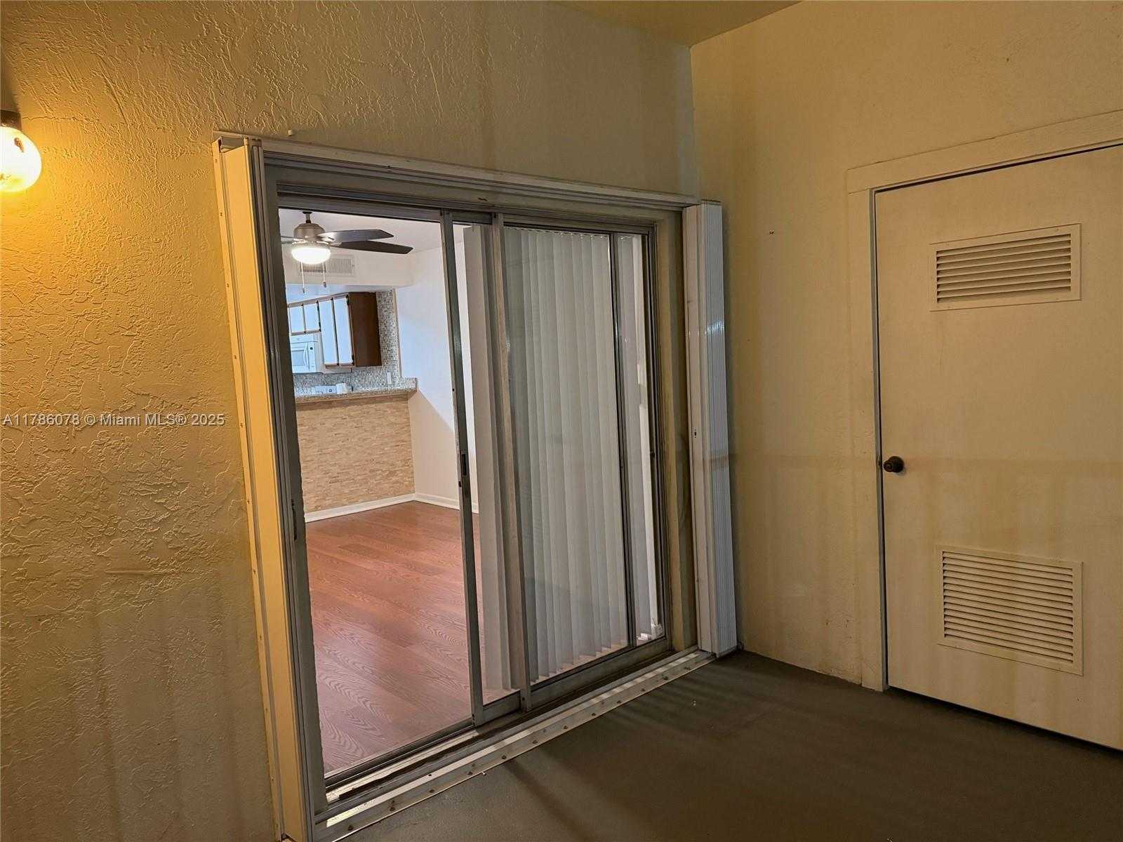 Small Image of 15290 SOUTH WEST 106TH LN #323, Miami Number 17