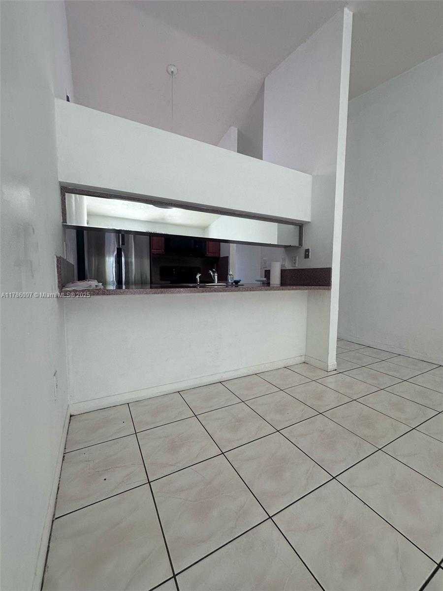 Small Image of 6713 NORTH WEST 188TH TER #22-37, Hialeah Number 10