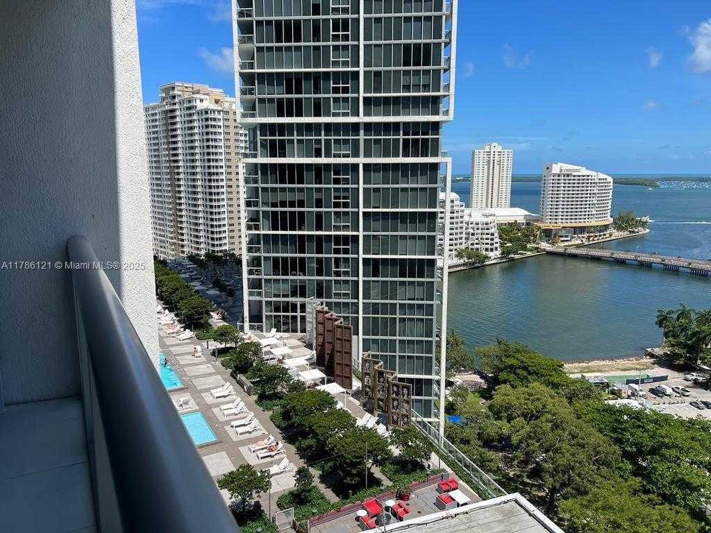 Small Image of 485 BRICKELL AVE #2109, Miami Number 4