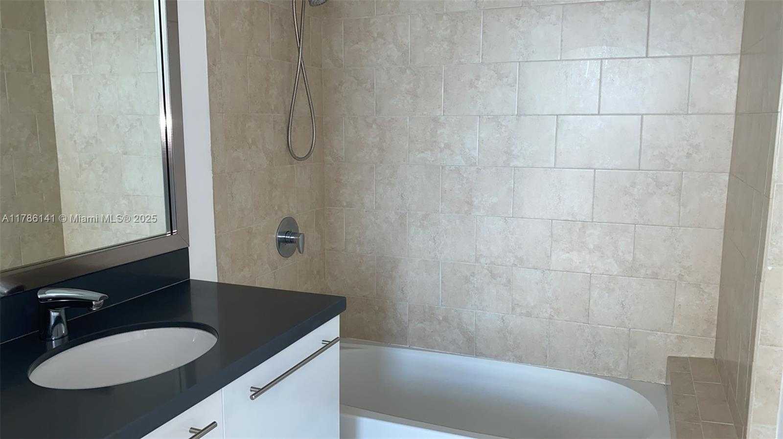 Small Image of 90 SOUTH WEST 3RD ST #3907, Miami Number 15