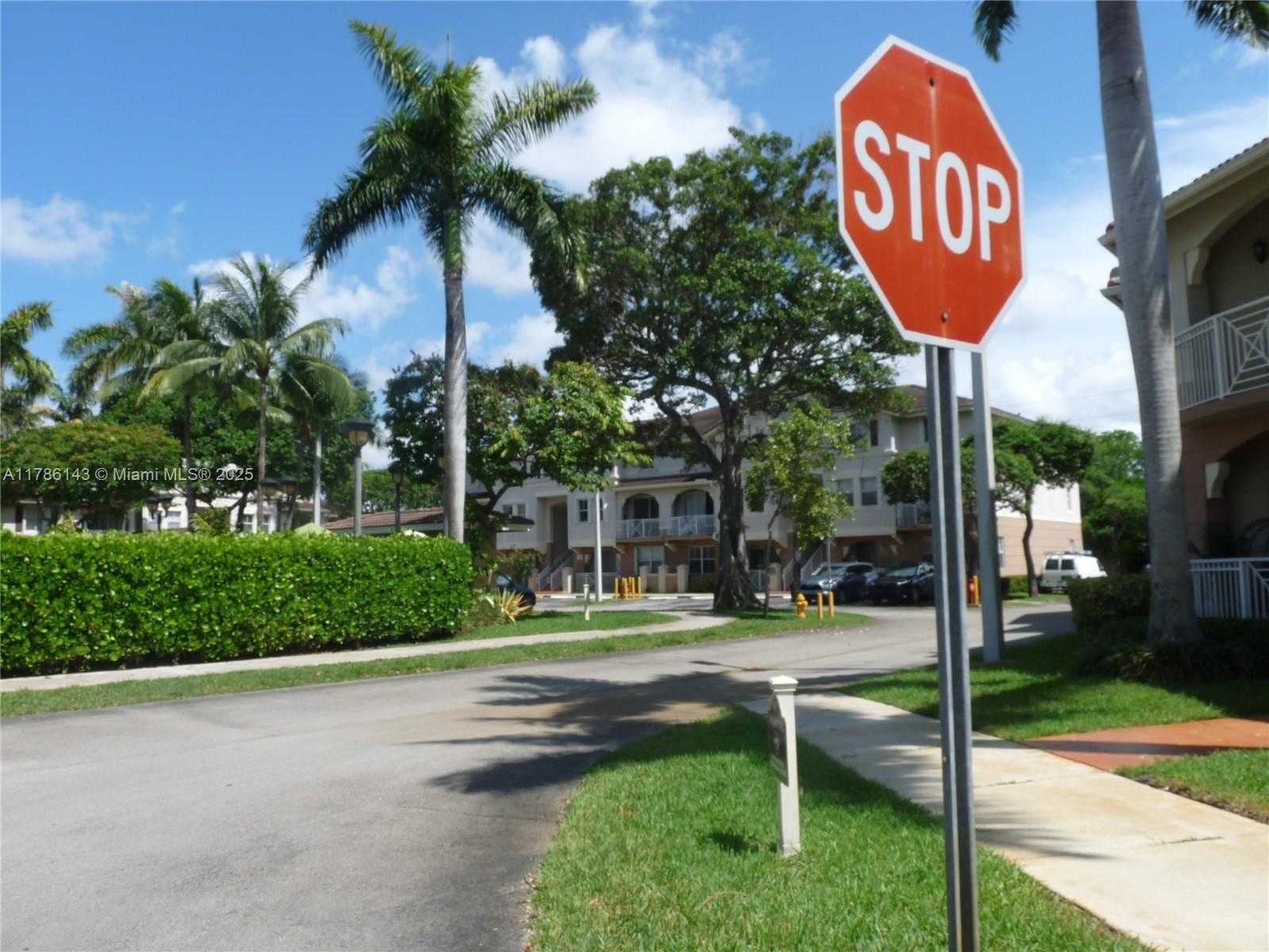Small Image of 8980 WEST FLAGLER ST #102, Miami Number 25
